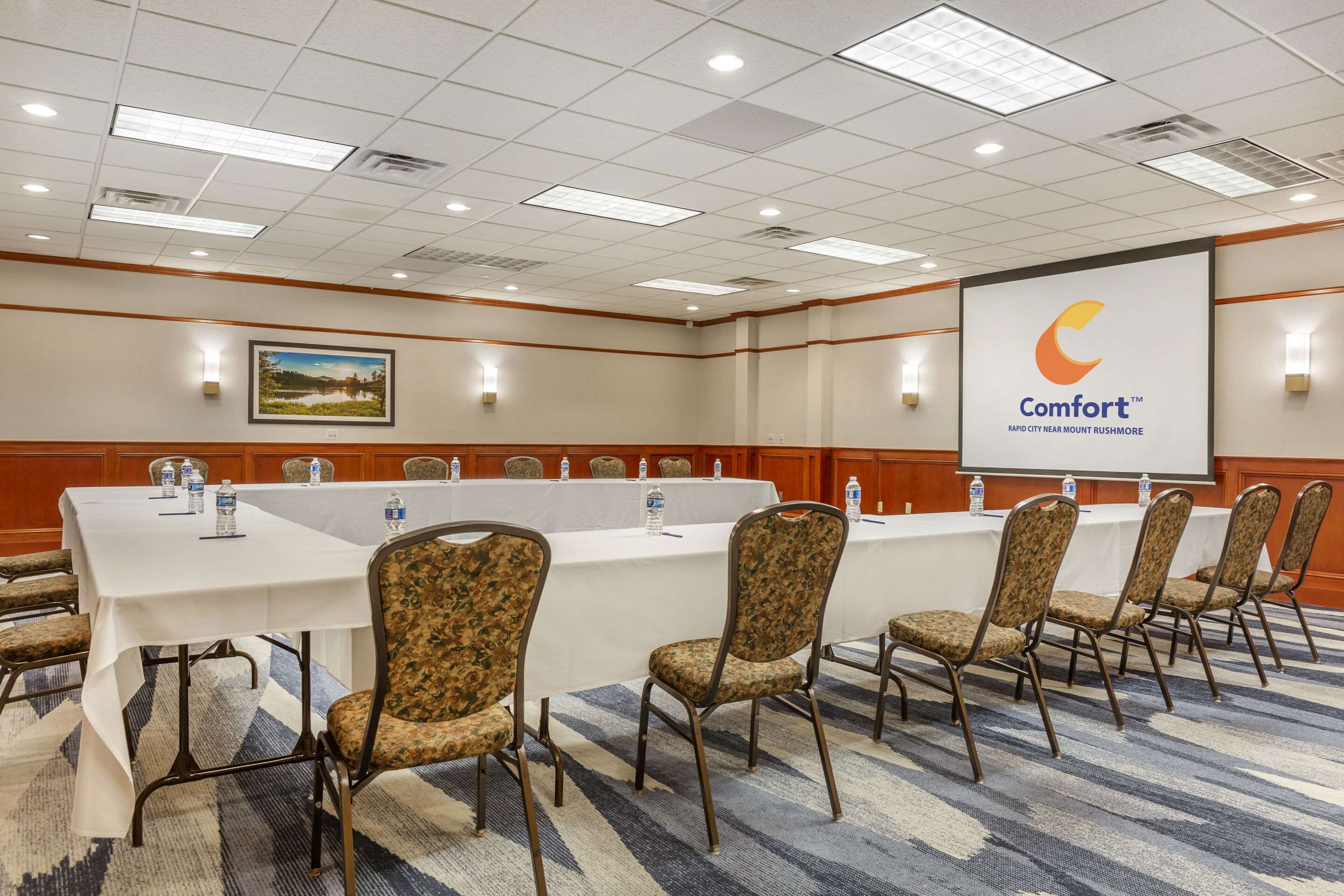 Meeting room | Comfort Inn & Suites Rapid City near Mt. Rushmore
