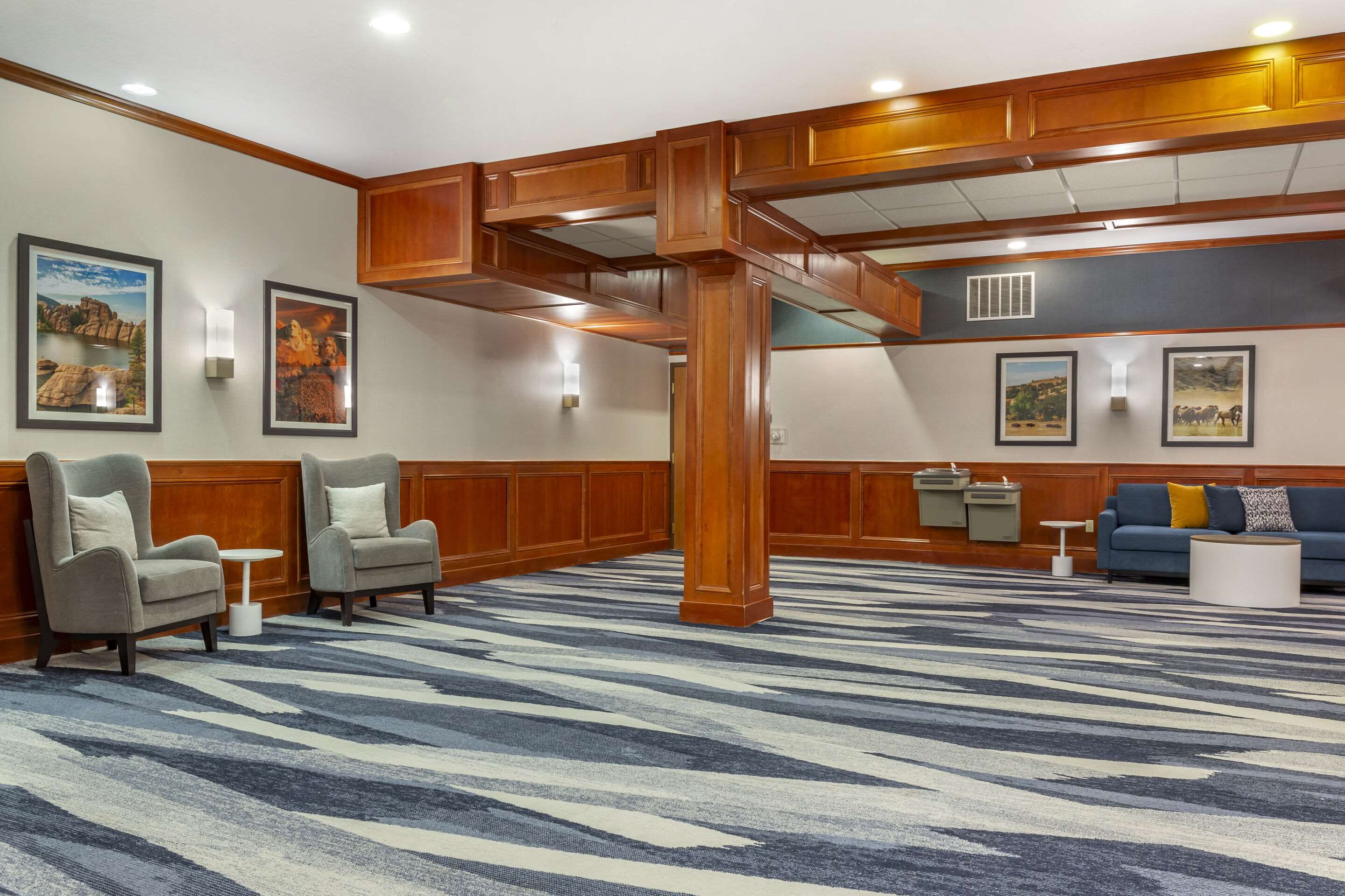 Banquet room | Comfort Inn & Suites Rapid City near Mt. Rushmore