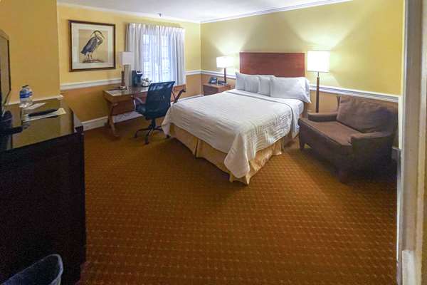  - Inn on the Square Hotel Greenwood