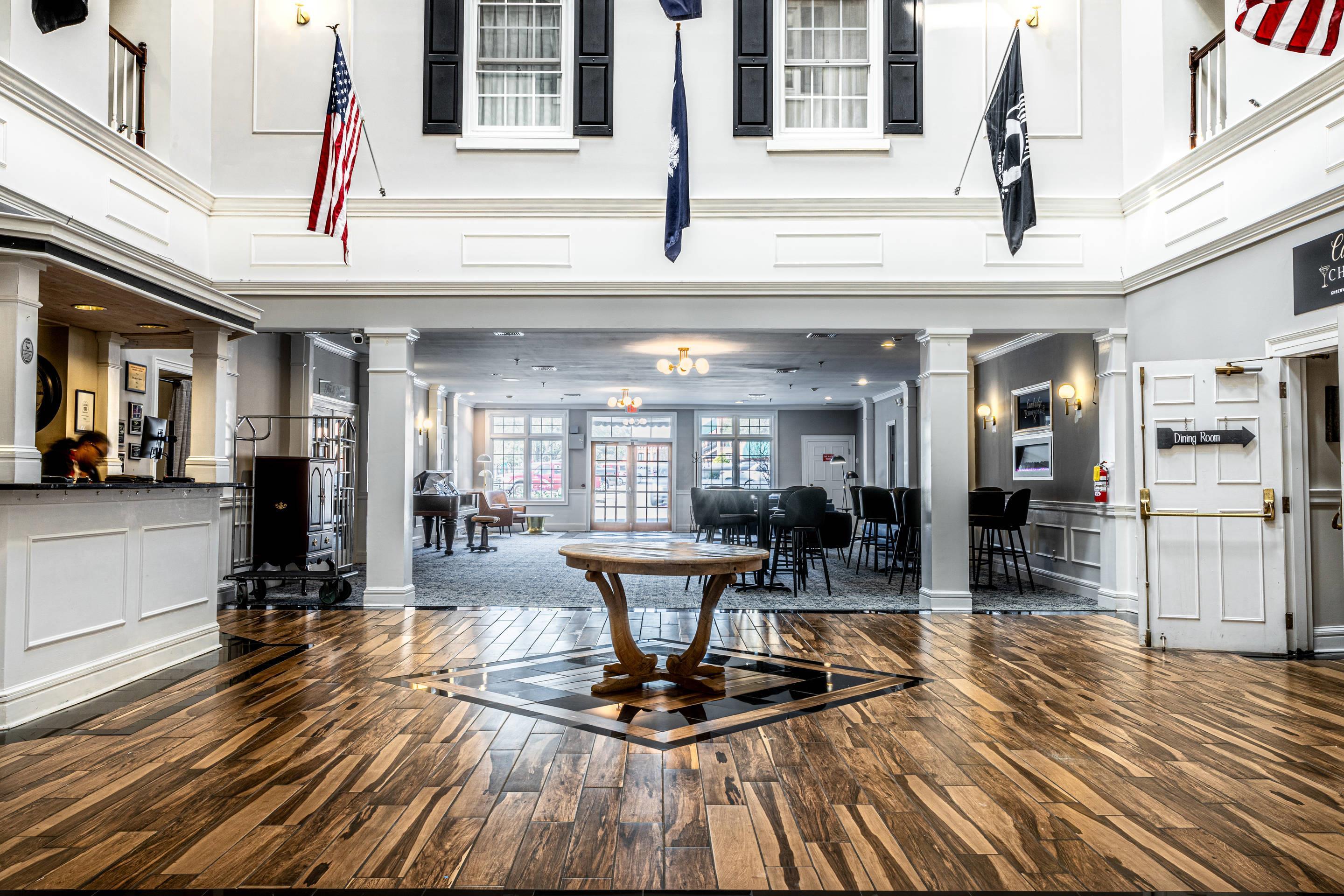 Hotel lobby | Inn on the Square, Ascend Hotel Collection