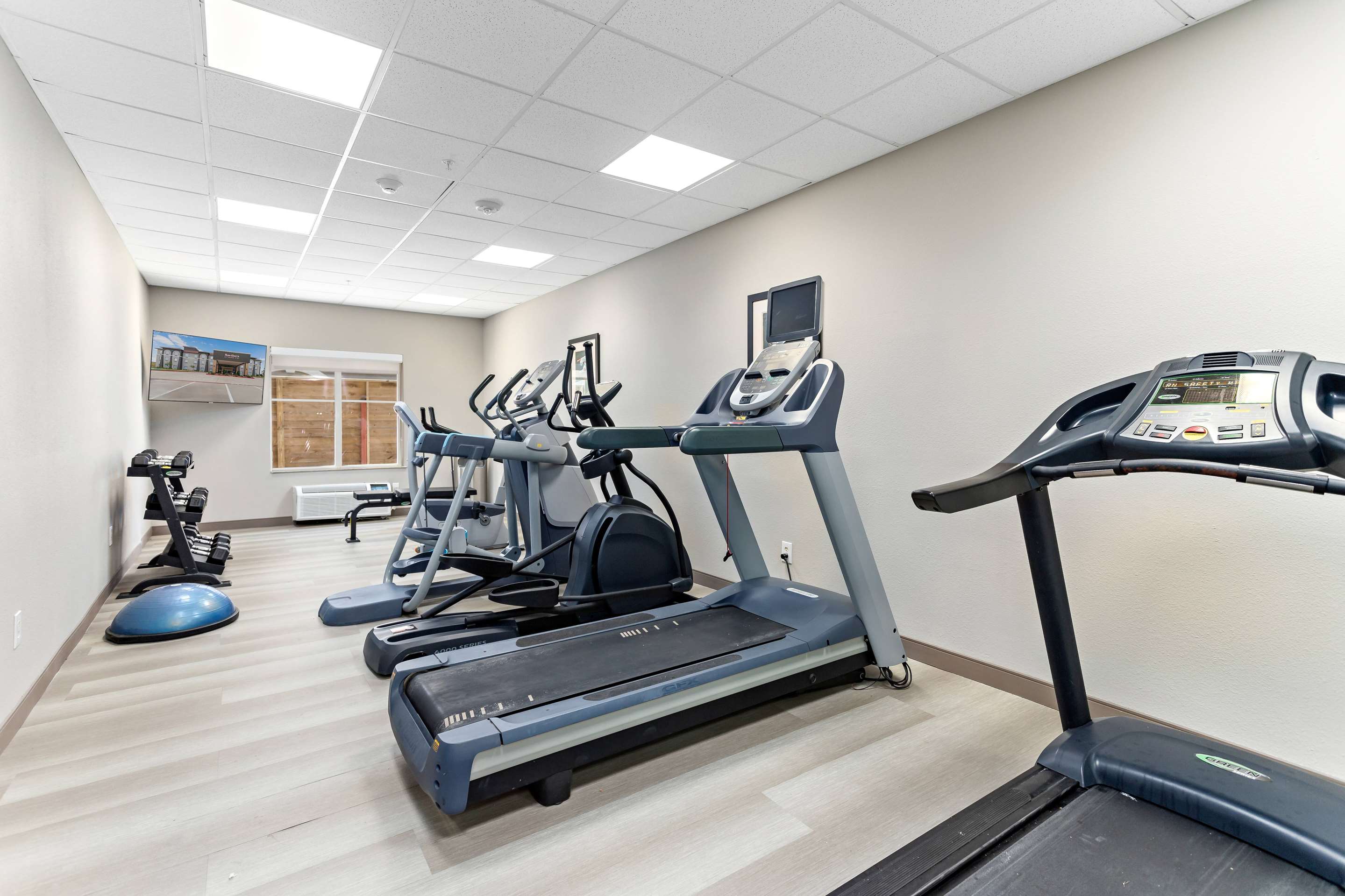 Health club fitness center gym | Hawthorn Extended Stay by Wyndham Port Arthur