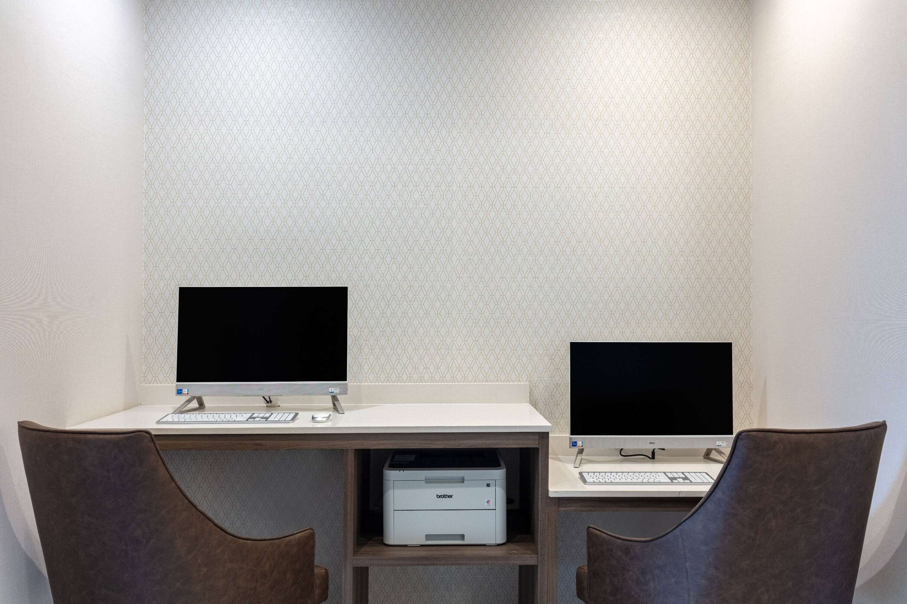 Business Center | La Quinta Inn & Suites by Wyndham Centralia
