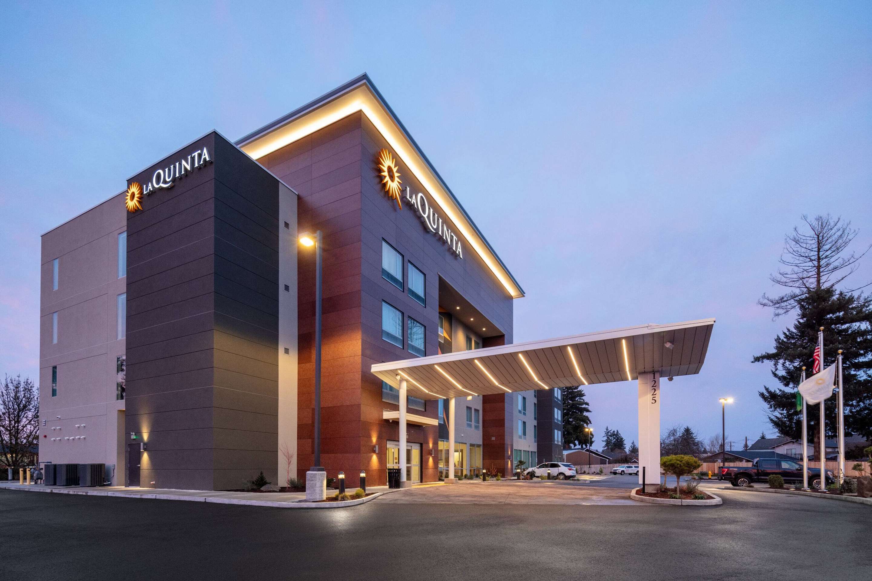 Exterior | La Quinta Inn & Suites by Wyndham Centralia