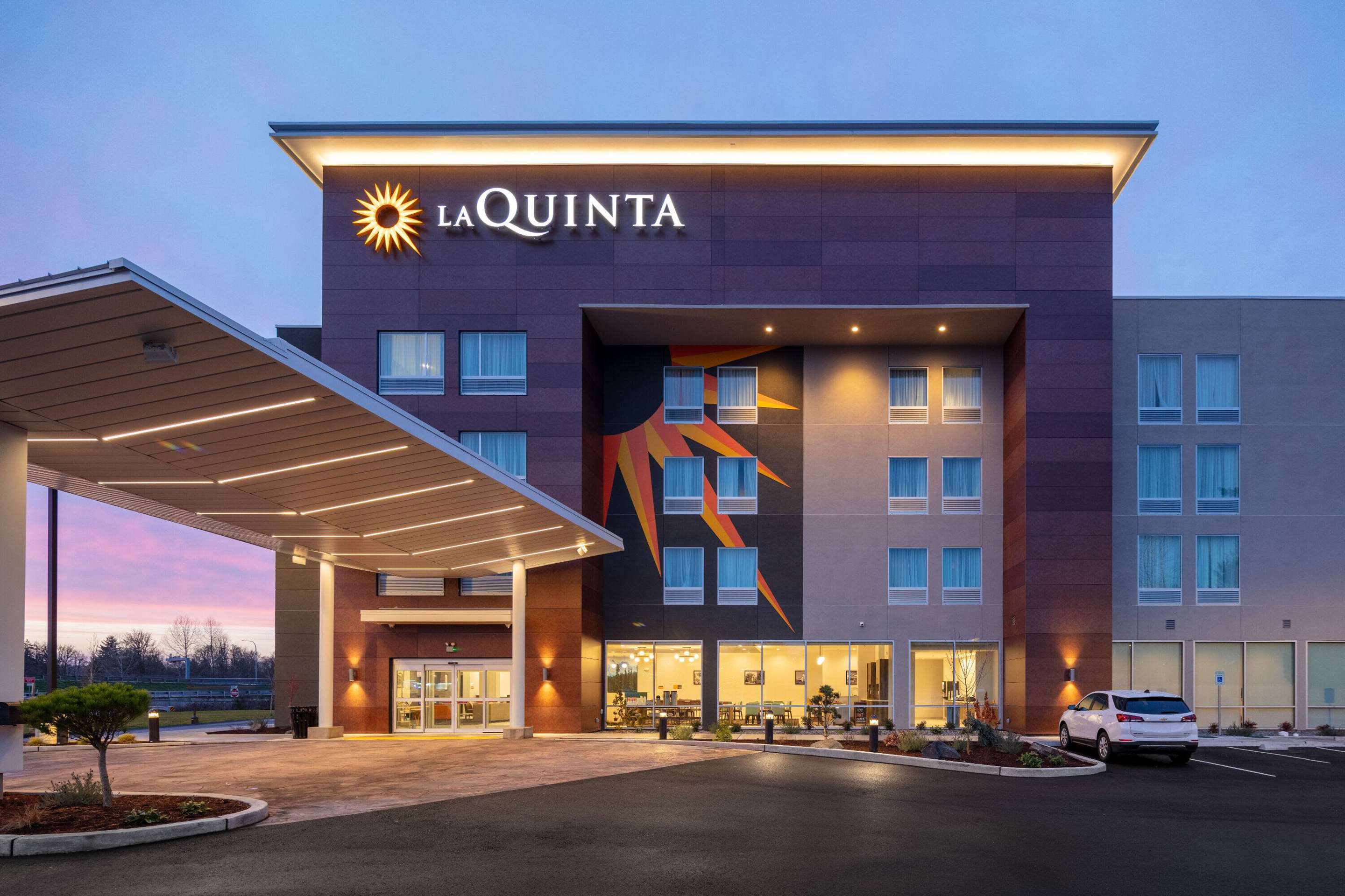 Exterior | La Quinta Inn & Suites by Wyndham Centralia
