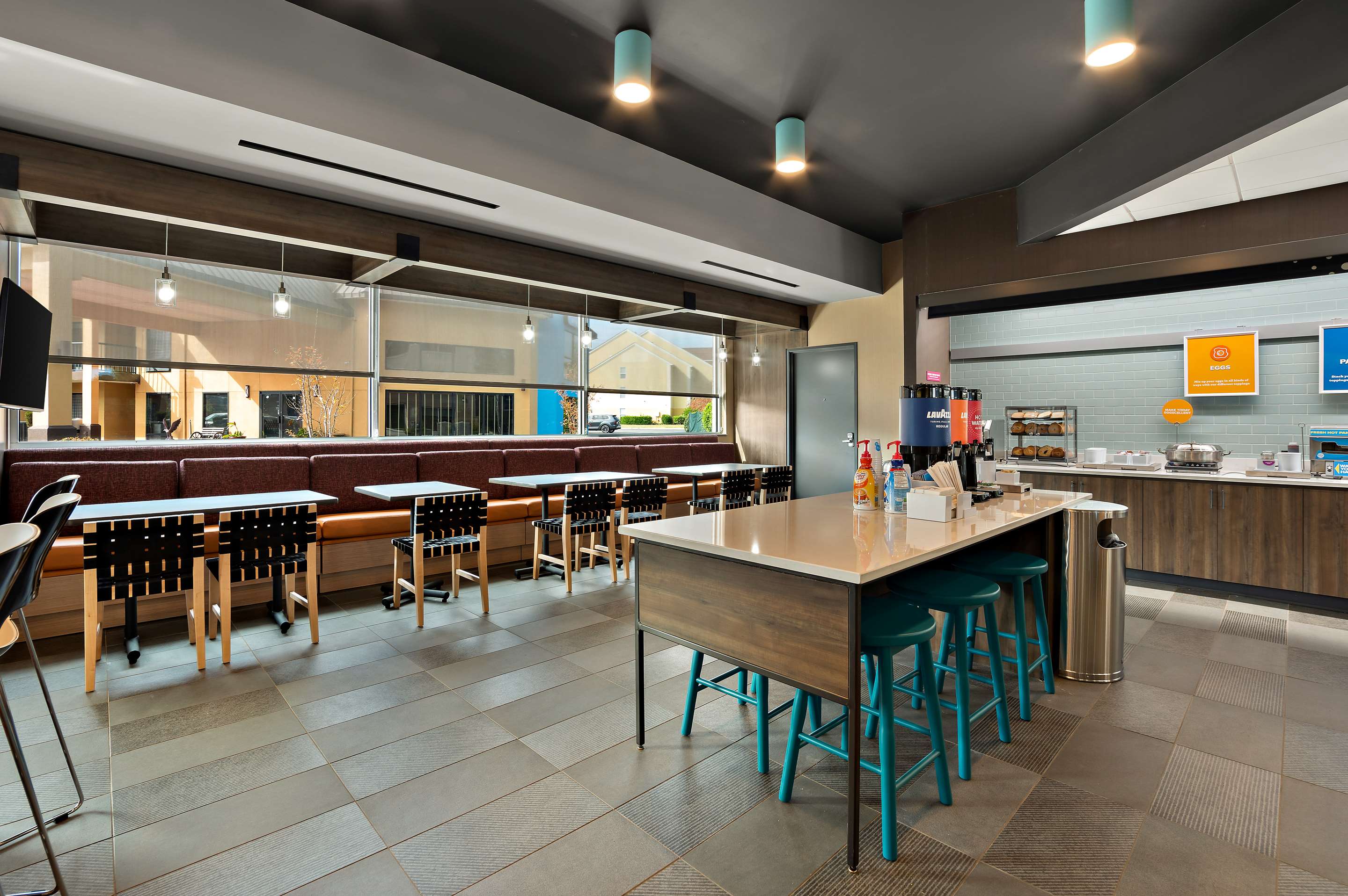 Breakfast Area | Tru By Hilton Santee