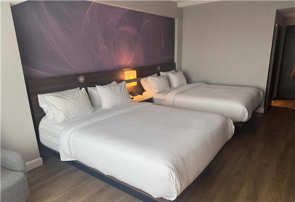 2 Queen Beds, Premier Room, Non-Smoking