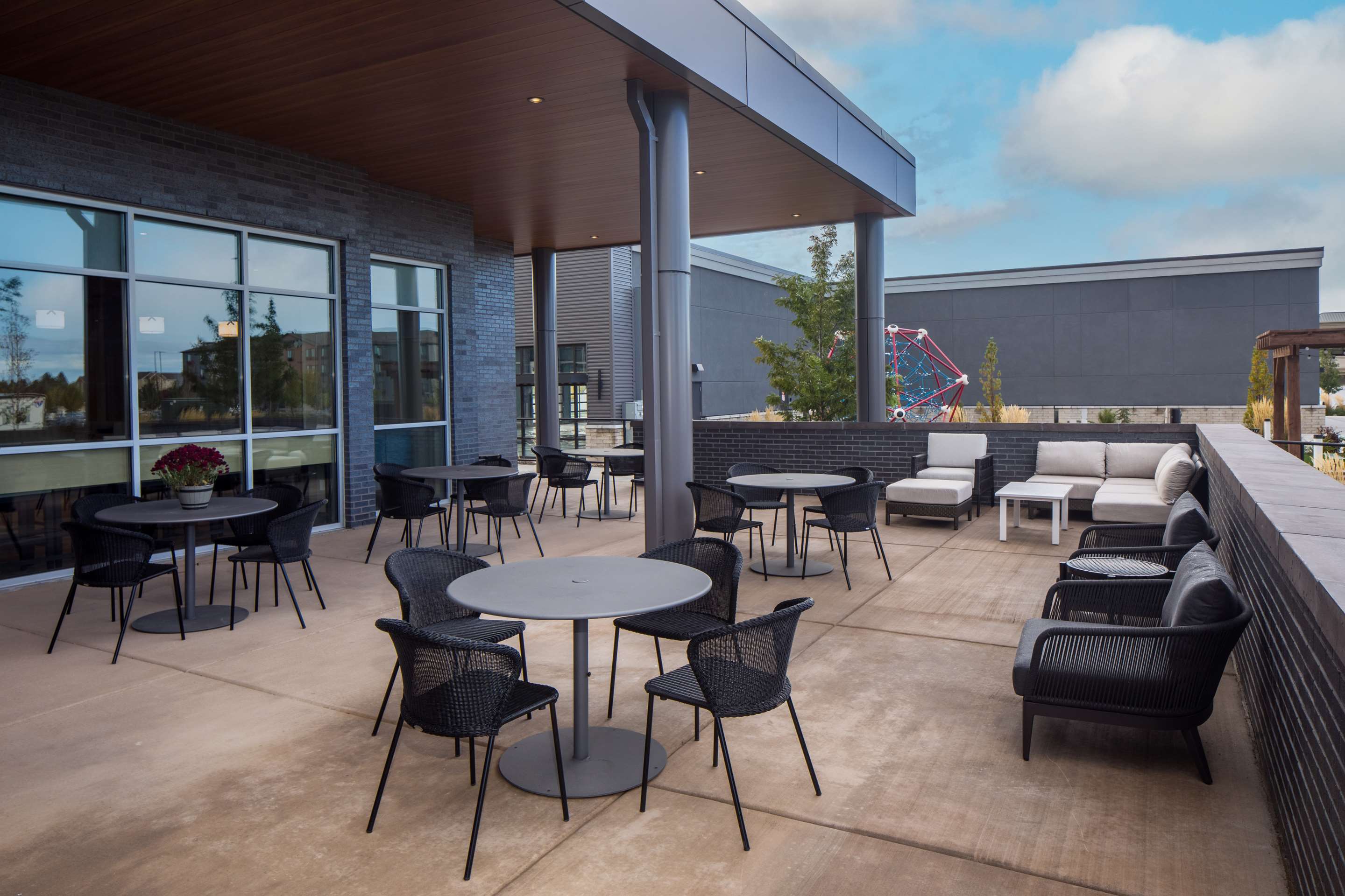 Patio Terrace | Hyatt Place Boise/Meridian