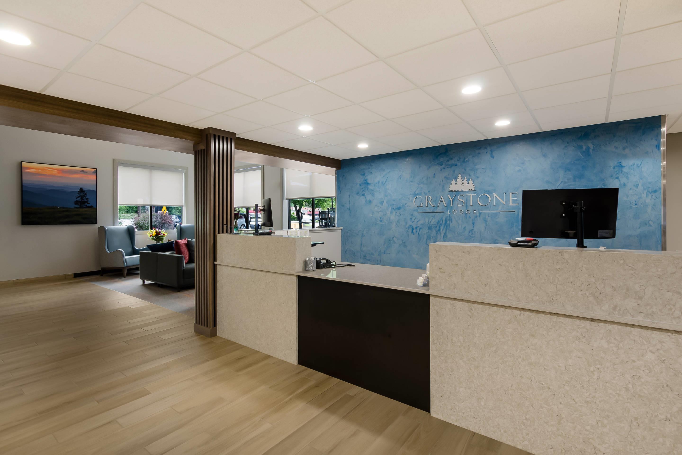 Front desk | Graystone Lodge, Ascend Hotel Collection