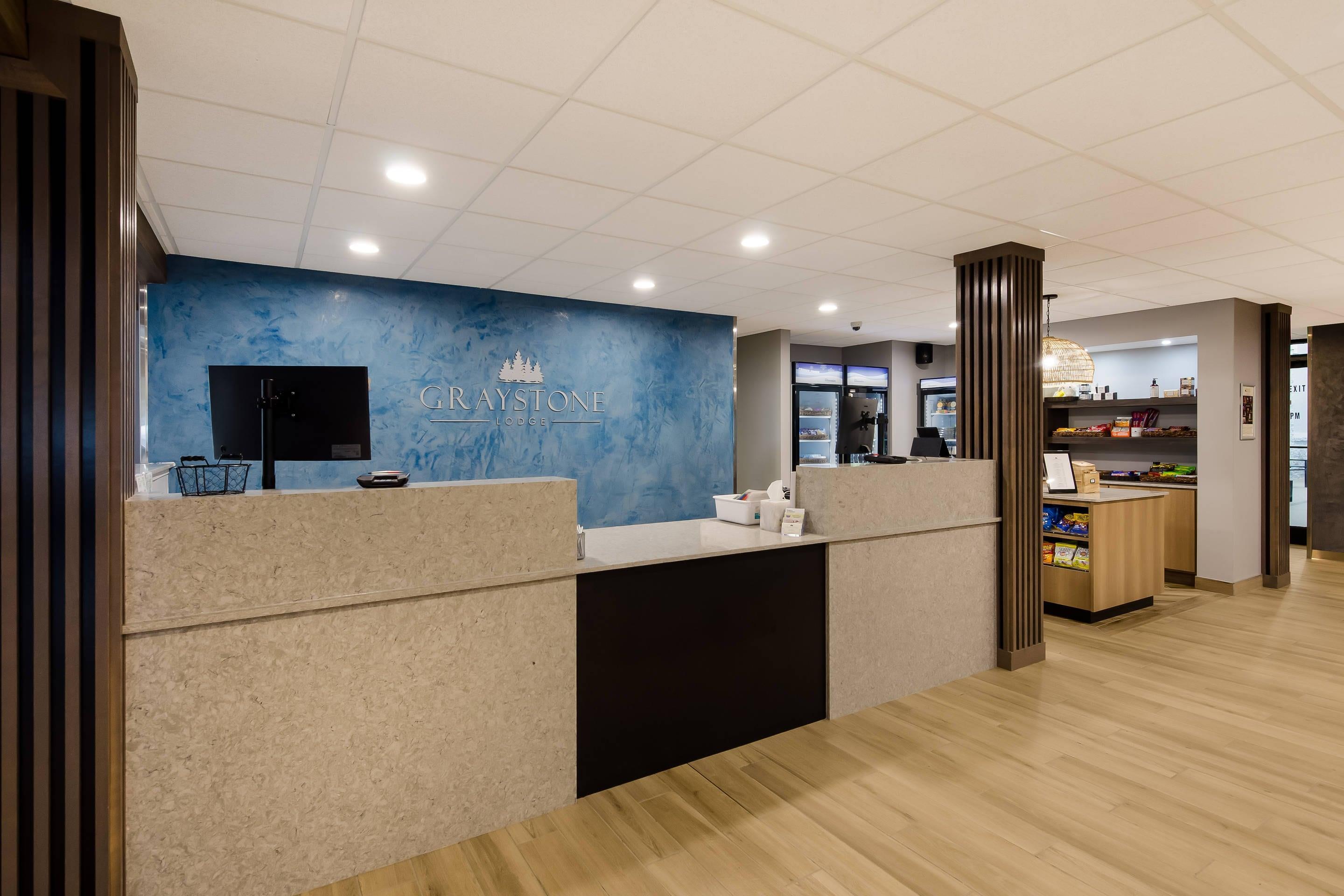 Front desk | Graystone Lodge, Ascend Hotel Collection