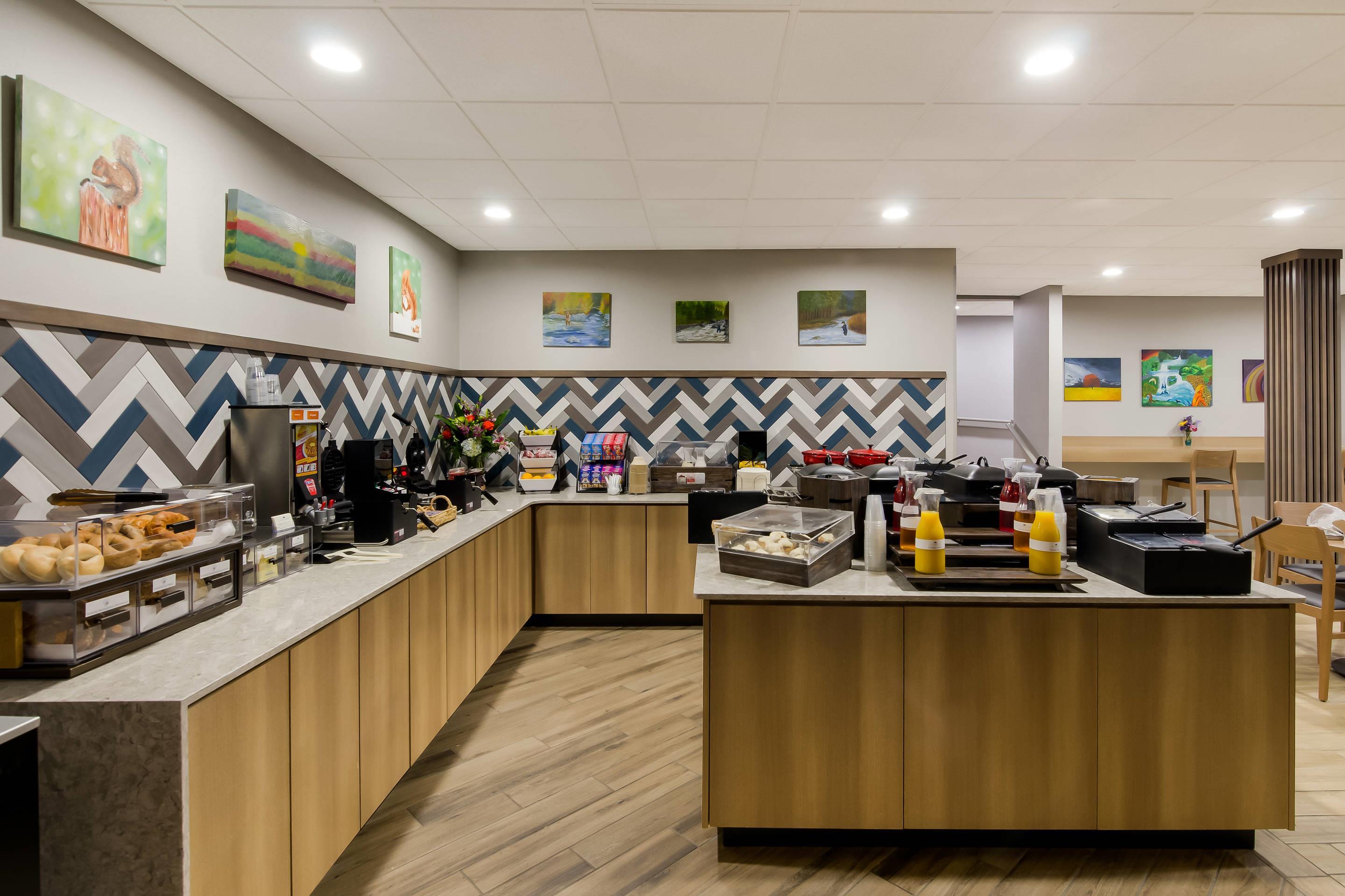 Breakfast counter | Graystone Lodge, Ascend Hotel Collection
