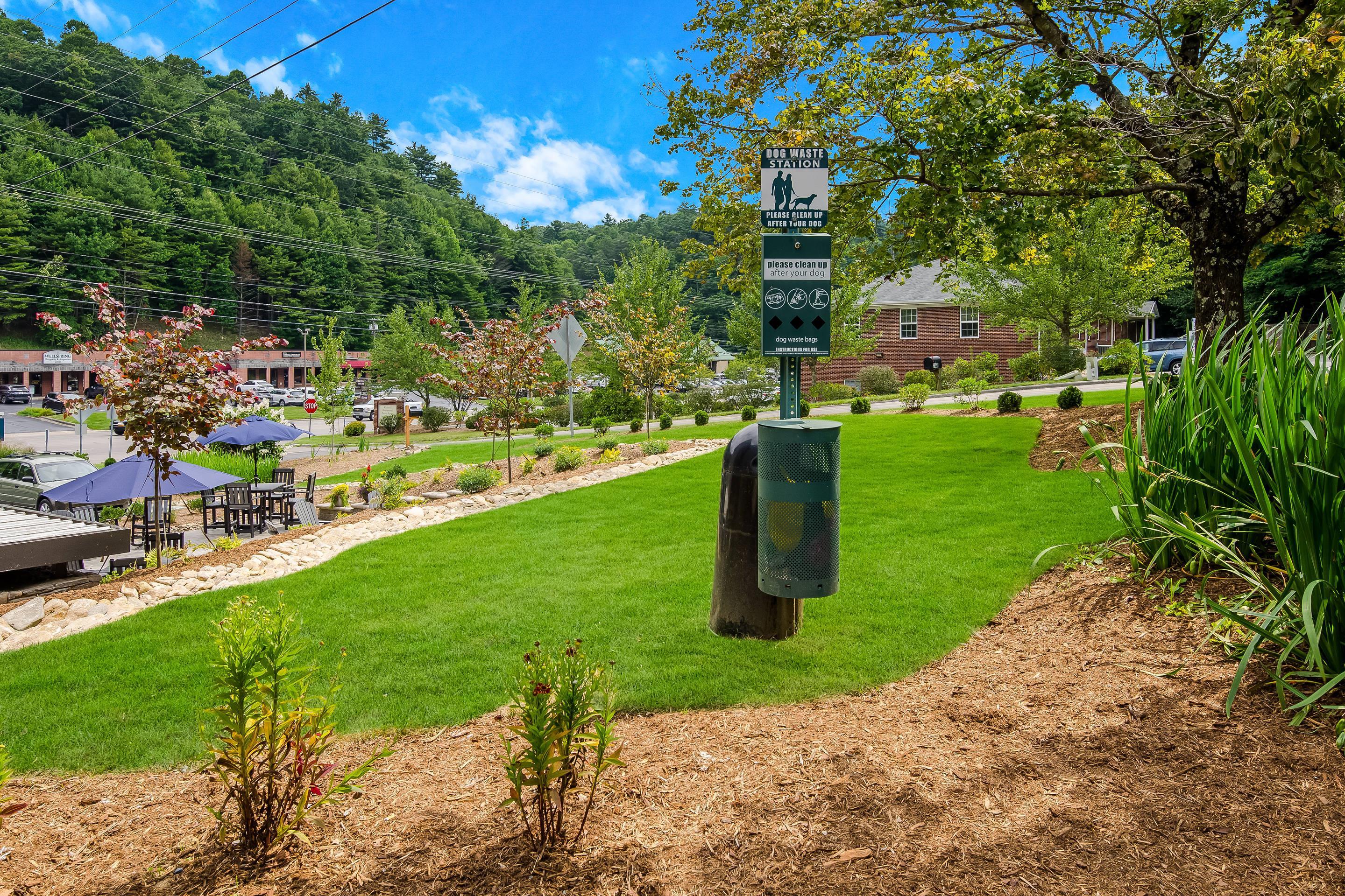 Dog Park | Graystone Lodge, Ascend Hotel Collection