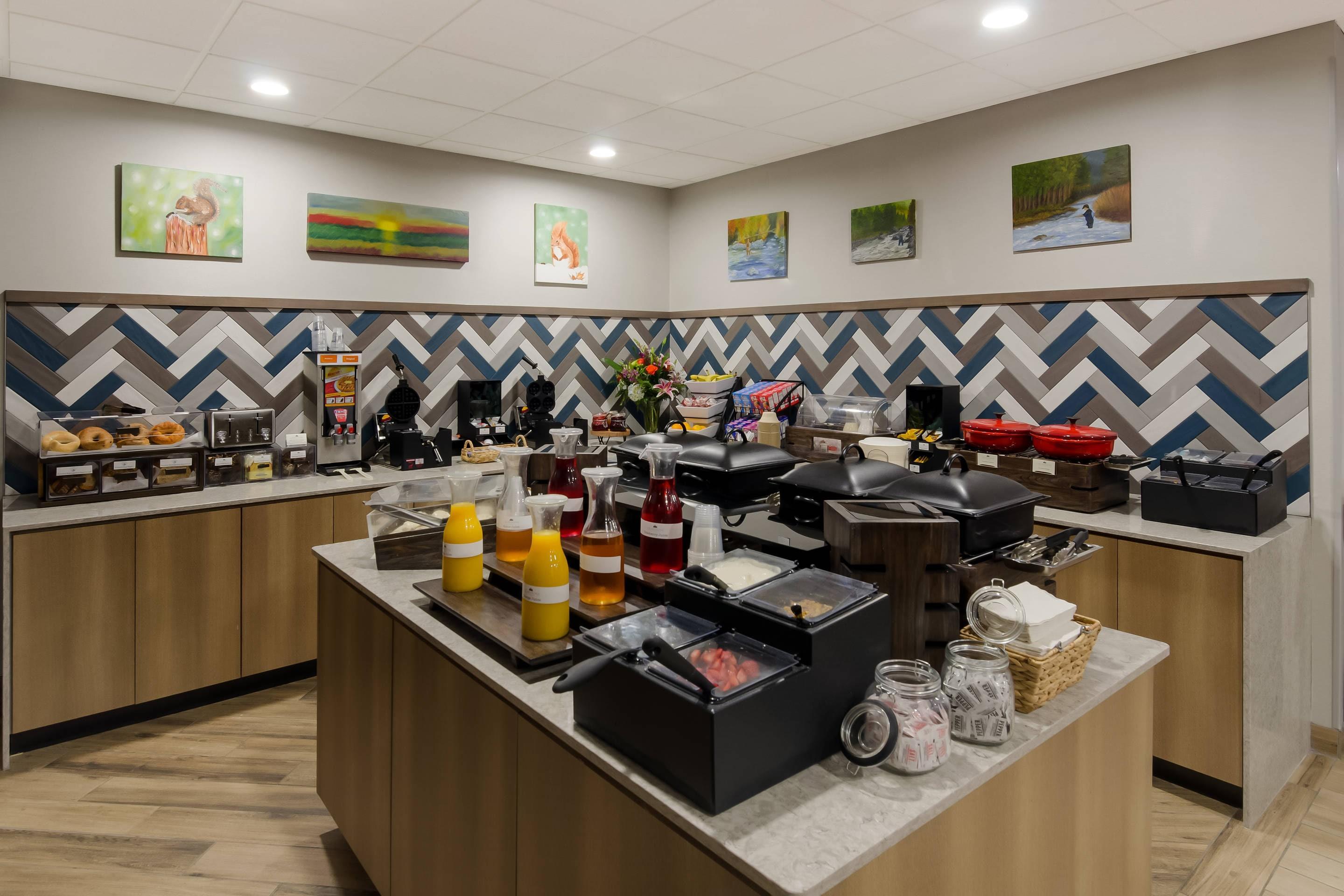 Breakfast counter | Graystone Lodge, Ascend Hotel Collection