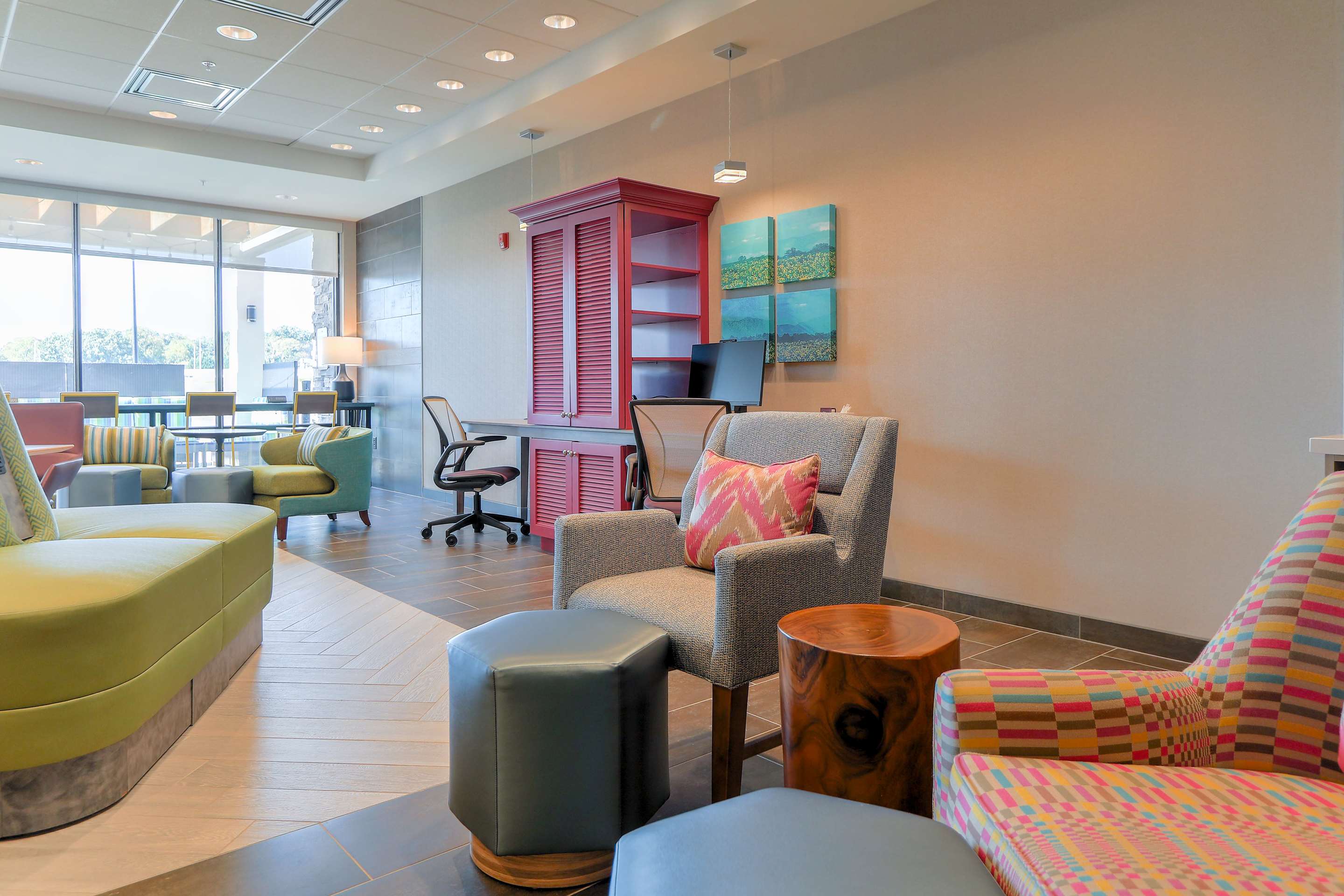 Lobby | Home2 Suites By Hilton Alcoa Knoxville Airport