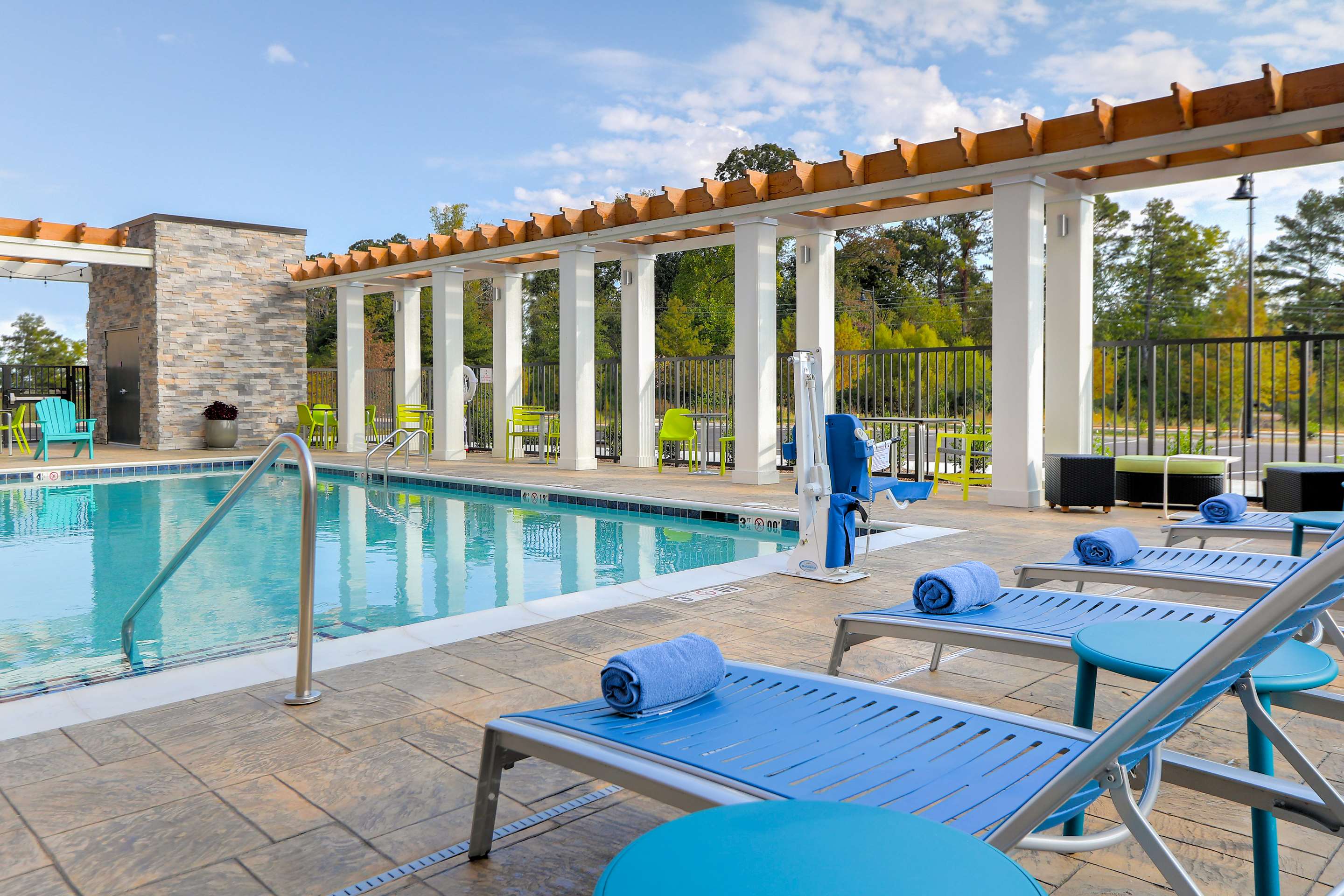 Pool | Home2 Suites By Hilton Alcoa Knoxville Airport