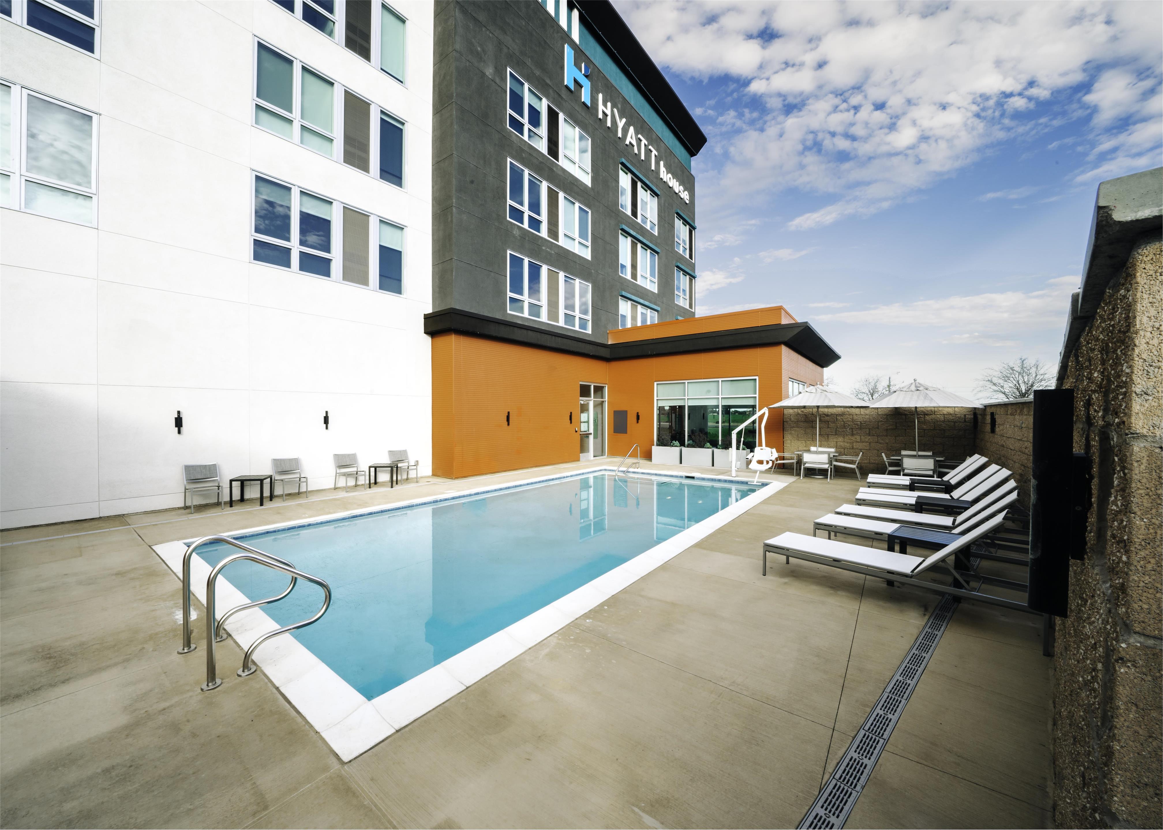 Pool | Hyatt House Sacramento Airport - Natomas