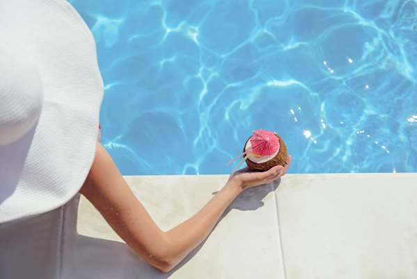 Pool,On-Site,Property Amenity,Recreation
