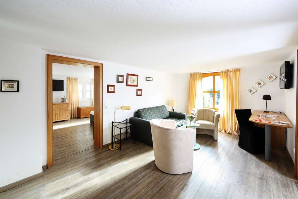 Romantik Hotel Neuhaus-guestroom-Guest Room,Suite,On-Site.jpg