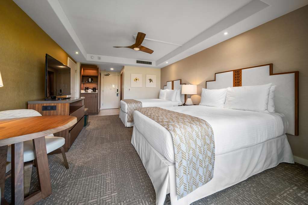 Kaanapali Beach Hotel