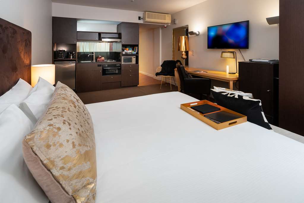 MUSEUM APARTMENT HOTEL-guestroom-Guest Room,On-Site.jpg