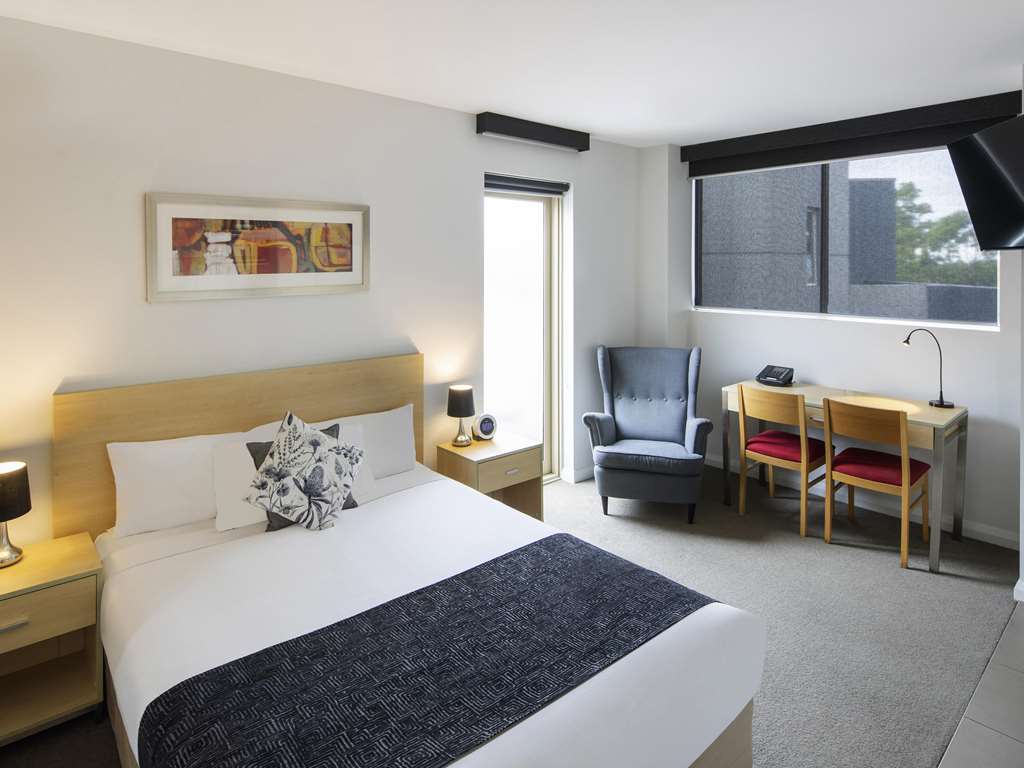 Mantra Castle Hill Sydney-guestroom-Guest Room,On-Site.jpg