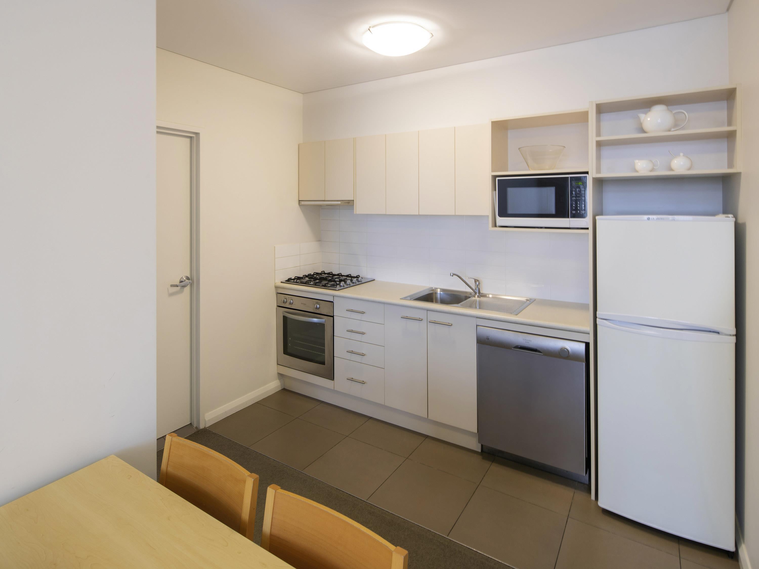 Mantra Castle Hill Room Type - Three Bedroom with Three King Beds