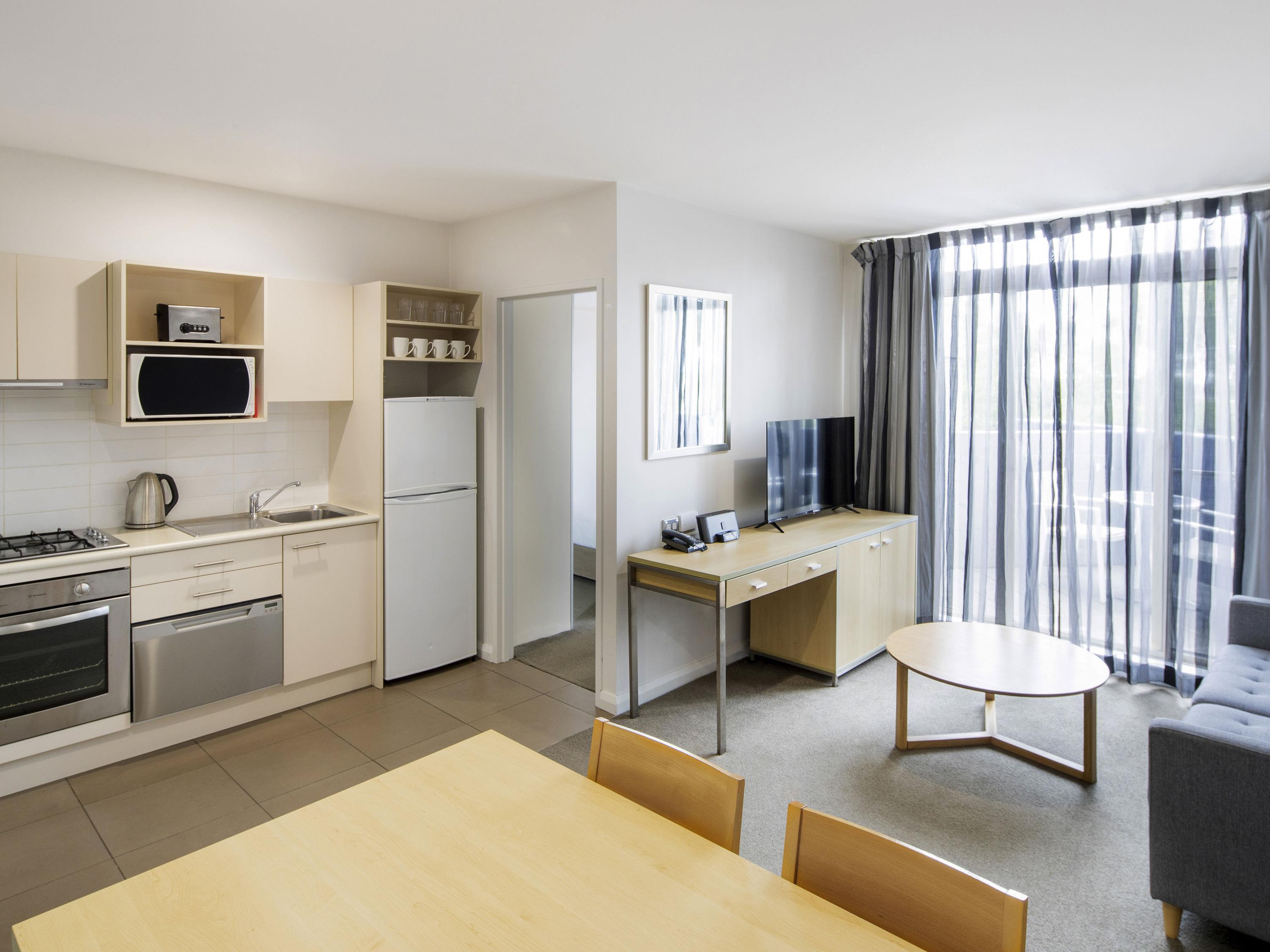 Mantra Castle Hill Room Type - One Bedroom with One Queen Bed