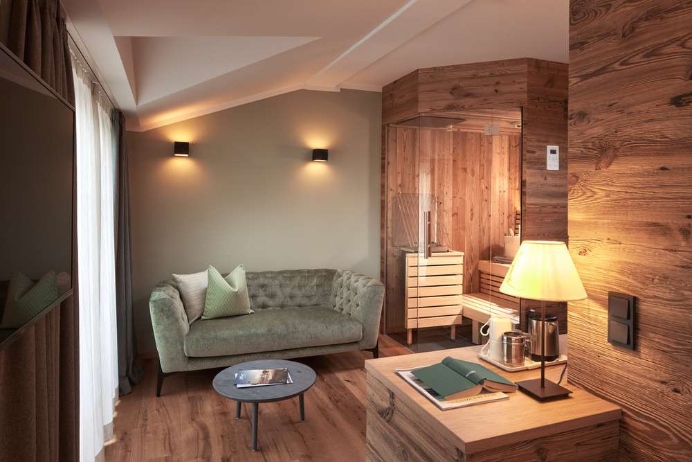 Romantik Hotel Zell am See-guestroom-Guest Room,Suite,On-Site.jpg