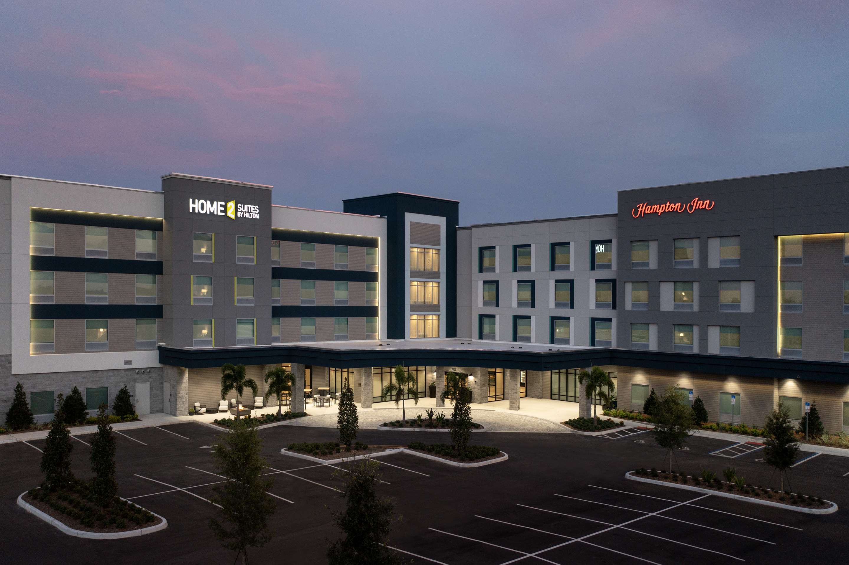 Exterior | Hampton Inn by Hilton Orlando Southeast Nona