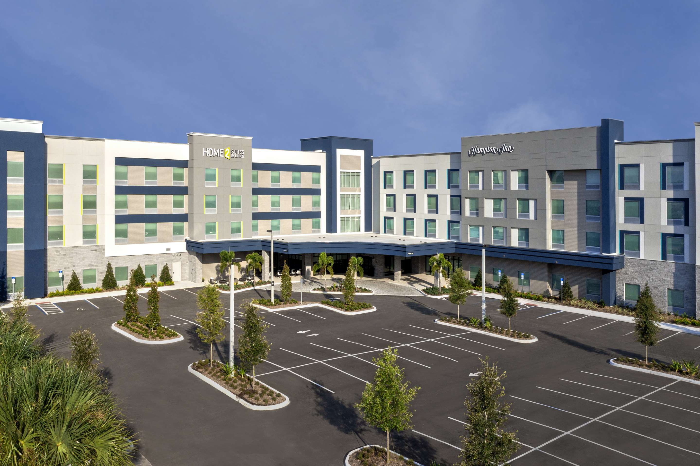 Exterior | Hampton Inn by Hilton Orlando Southeast Nona