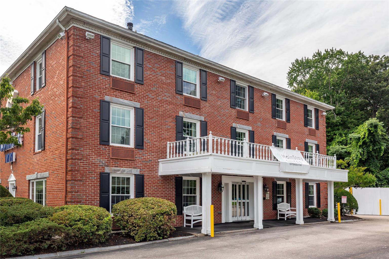 MainStay Suites