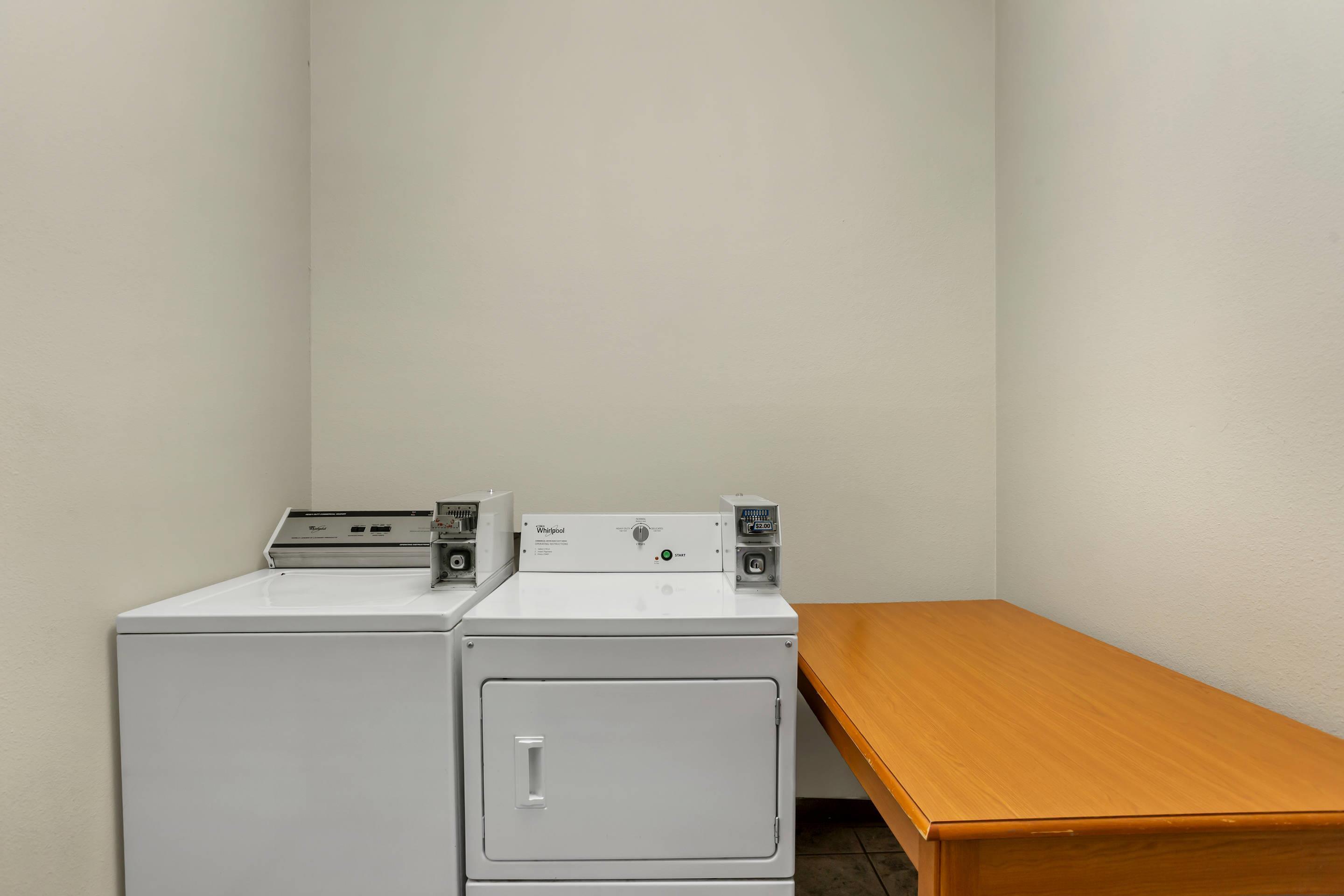 Guest laundry facilities | Comfort Inn Huntington near University area