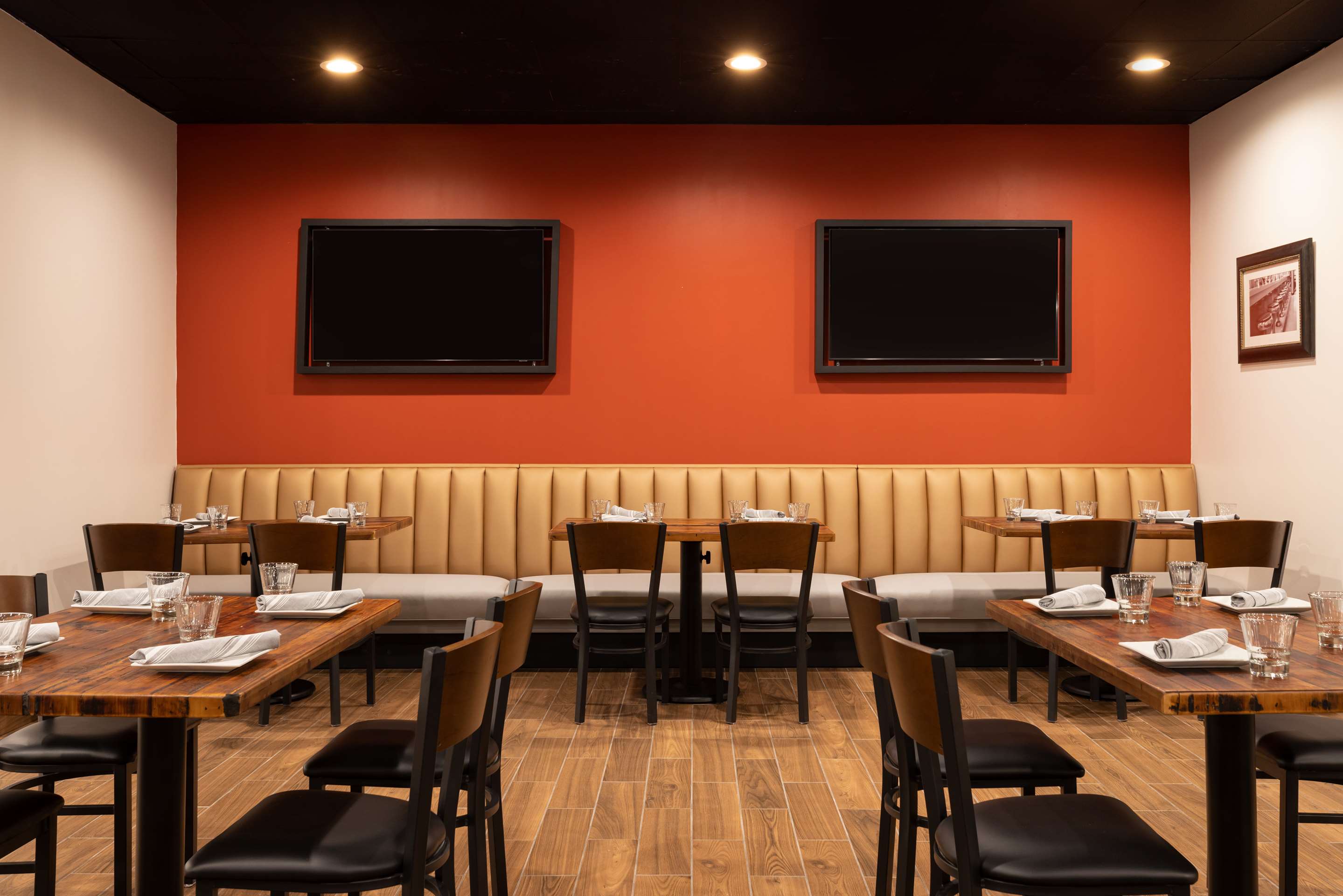Restaurant | DoubleTree by Hilton Fort Worth South