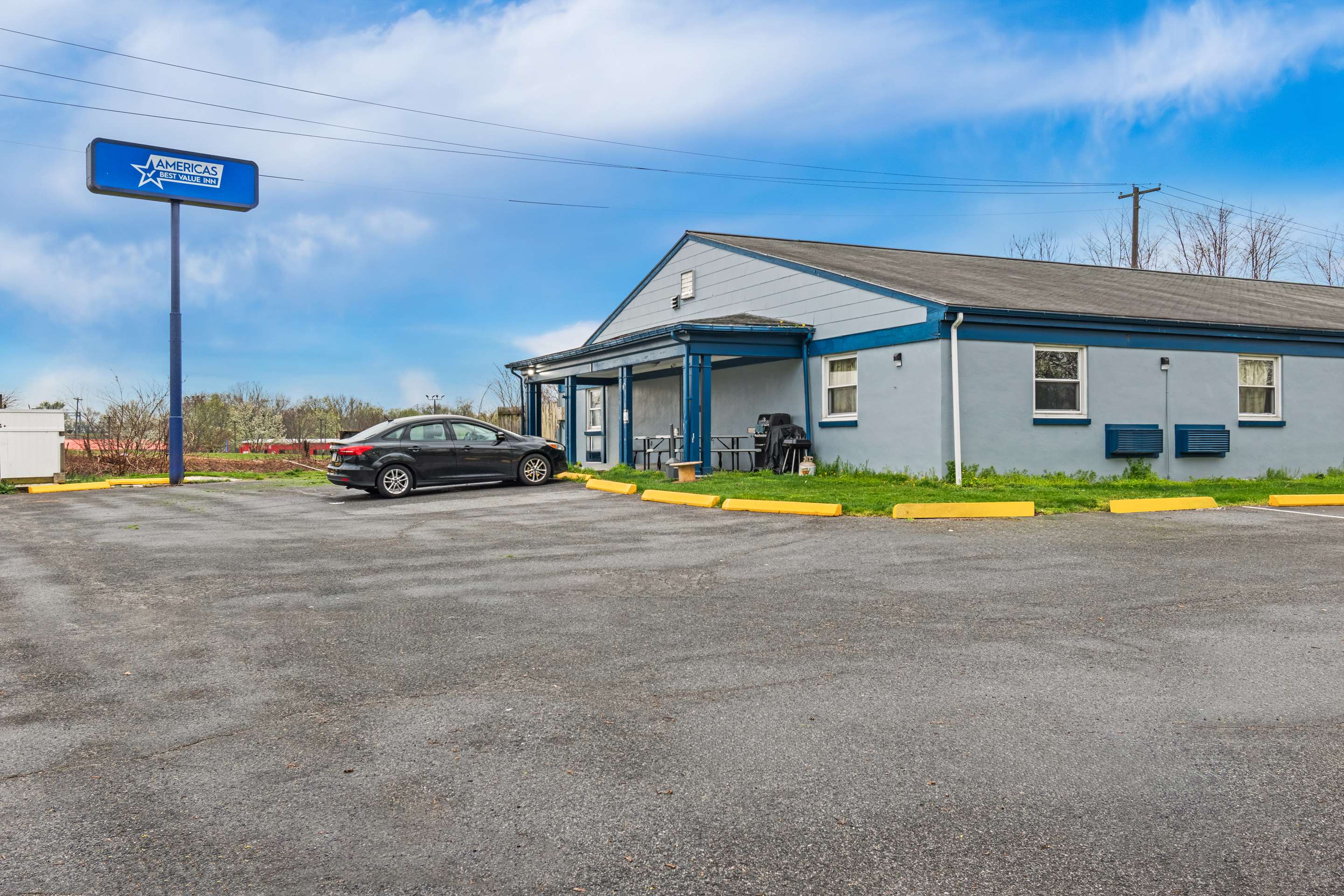 PA Exterior | Americas Best Value Inn Carlisle