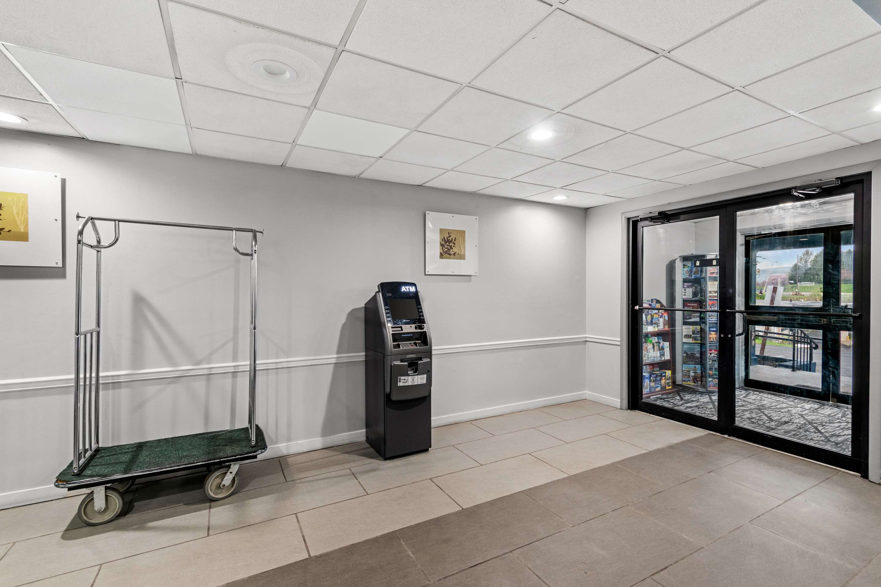 PA Lobby | Americas Best Value Inn Carlisle