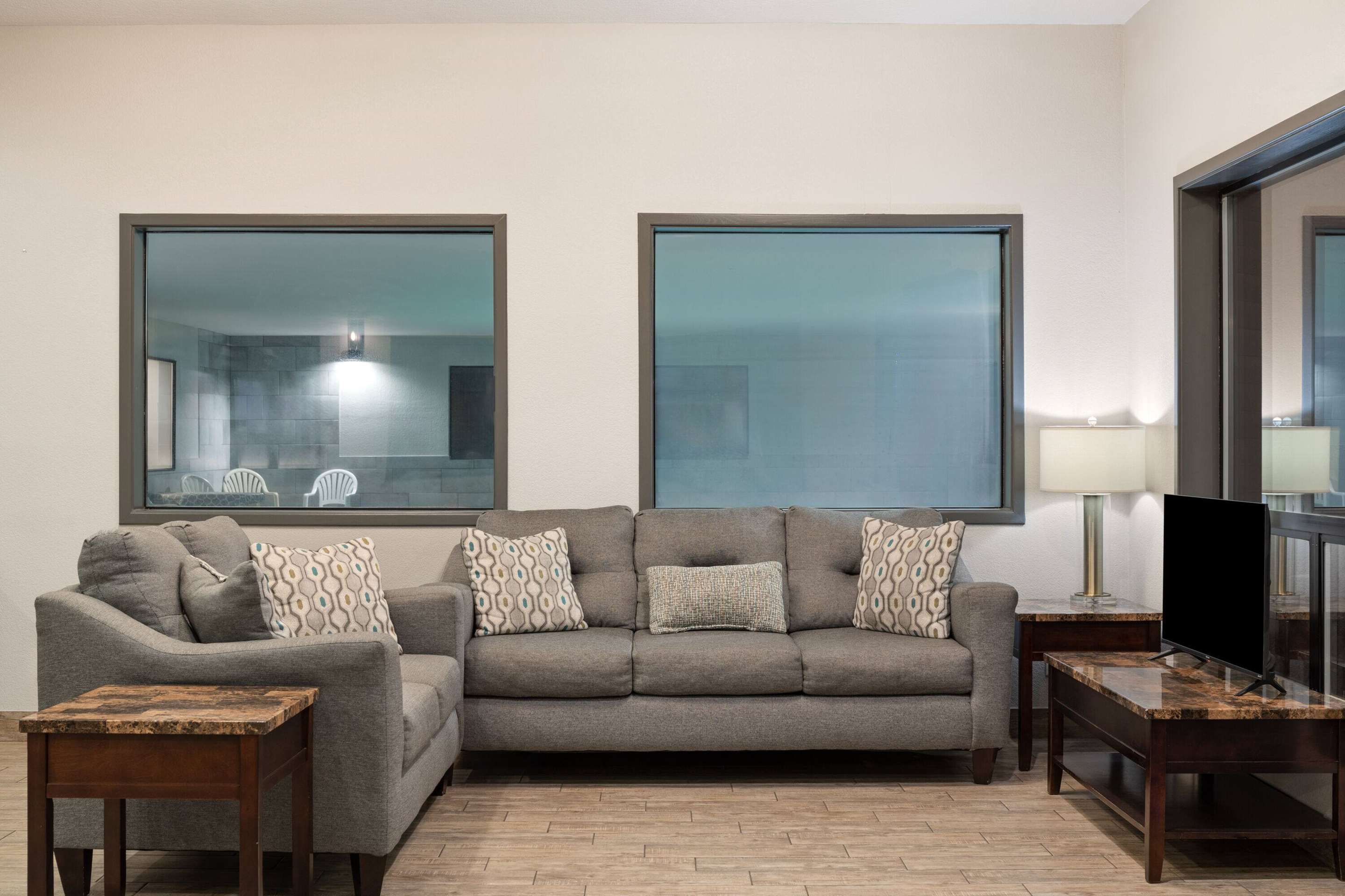 Lobby | Baymont by Wyndham Moses Lake