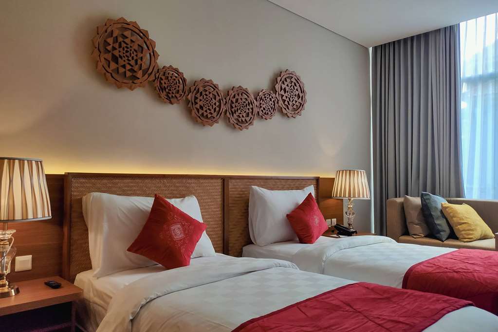 RAMADA BY WYNDHAM YOGYAKARTA-guestroom-Guest Room,On-Site.jpg