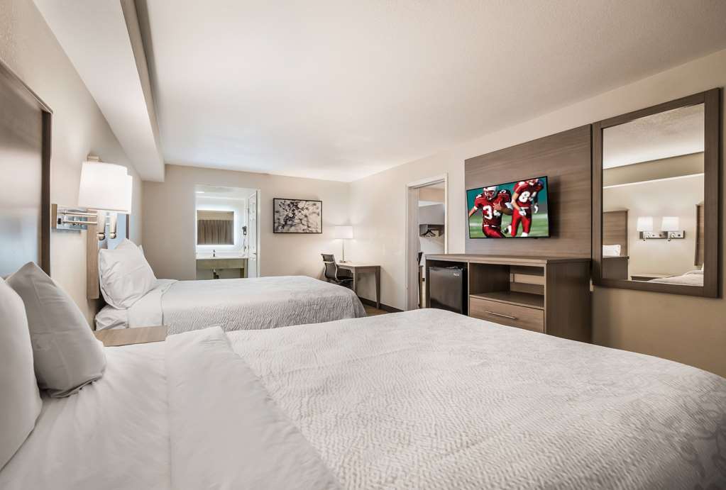 DAYS INN BY WYNDHAM CHULA VISTA/SAN-guestroom-Guest Room,On-Site.jpg