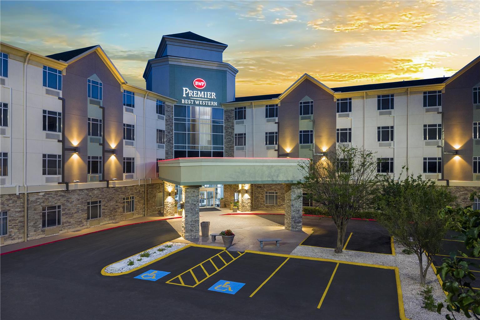 Best Western Premier Houston Downtown