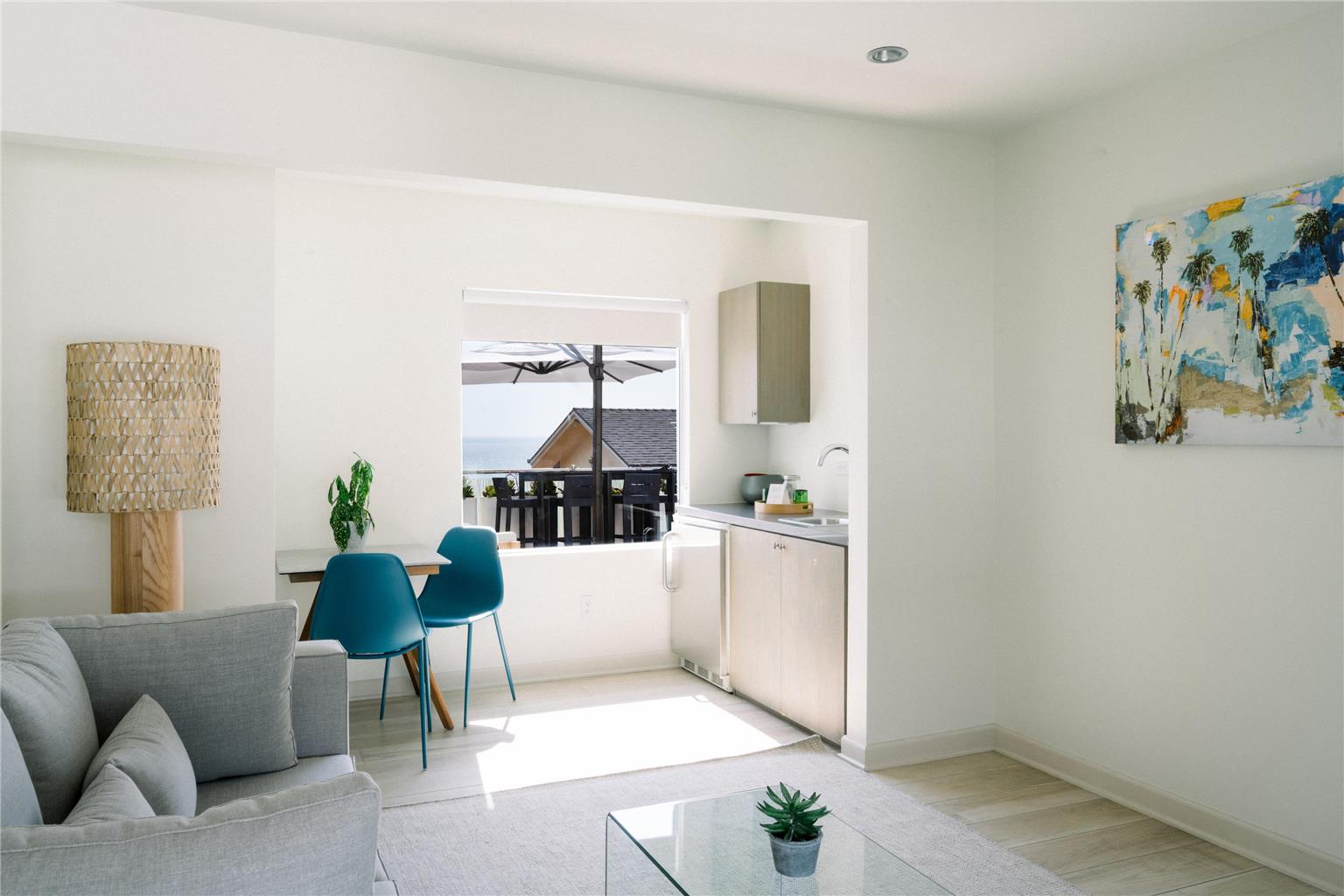 SCP SEVEN4ONE-guestroom-Guest Room,Suite,On-Site.jpg