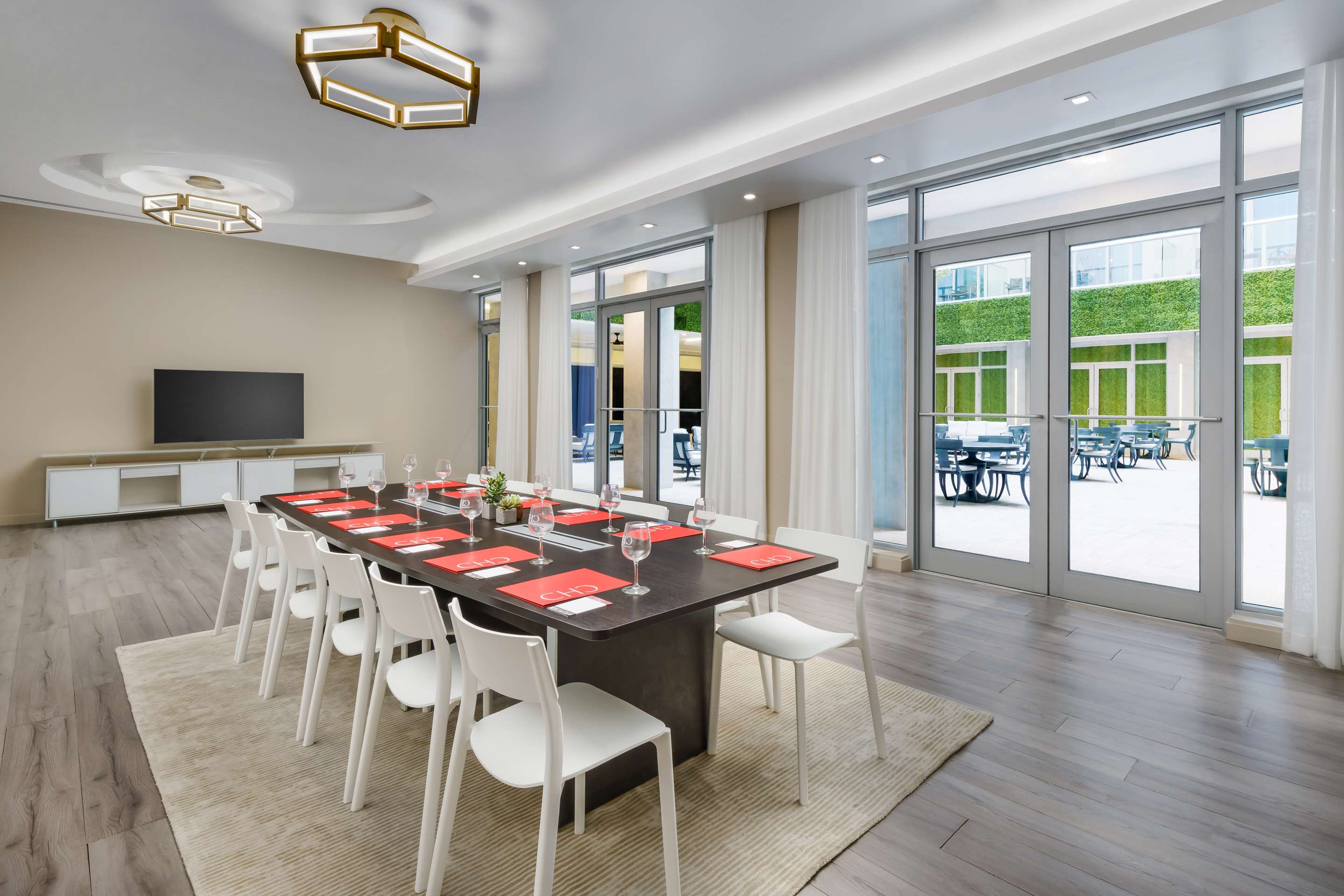 Costa Hollywood Meeting LG | Design Suites Hollywood Beach Resort