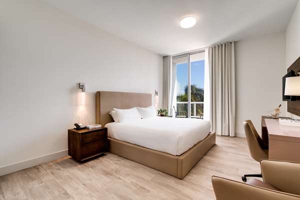 Suite - Costa Hollywood Resort