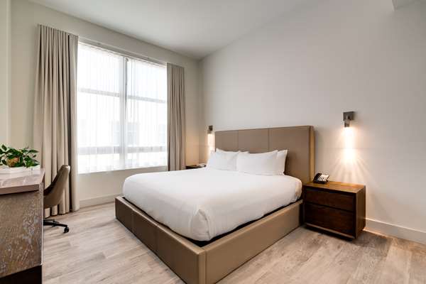 Suite - Costa Hollywood Resort