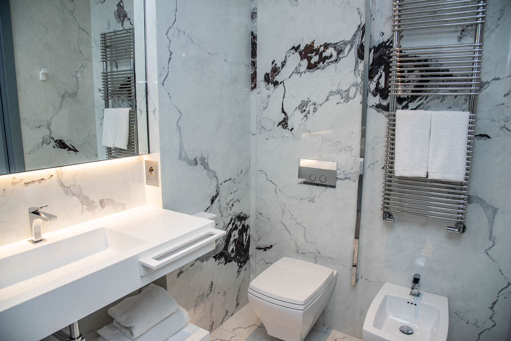 The Promenade Luxury Wellness Resort