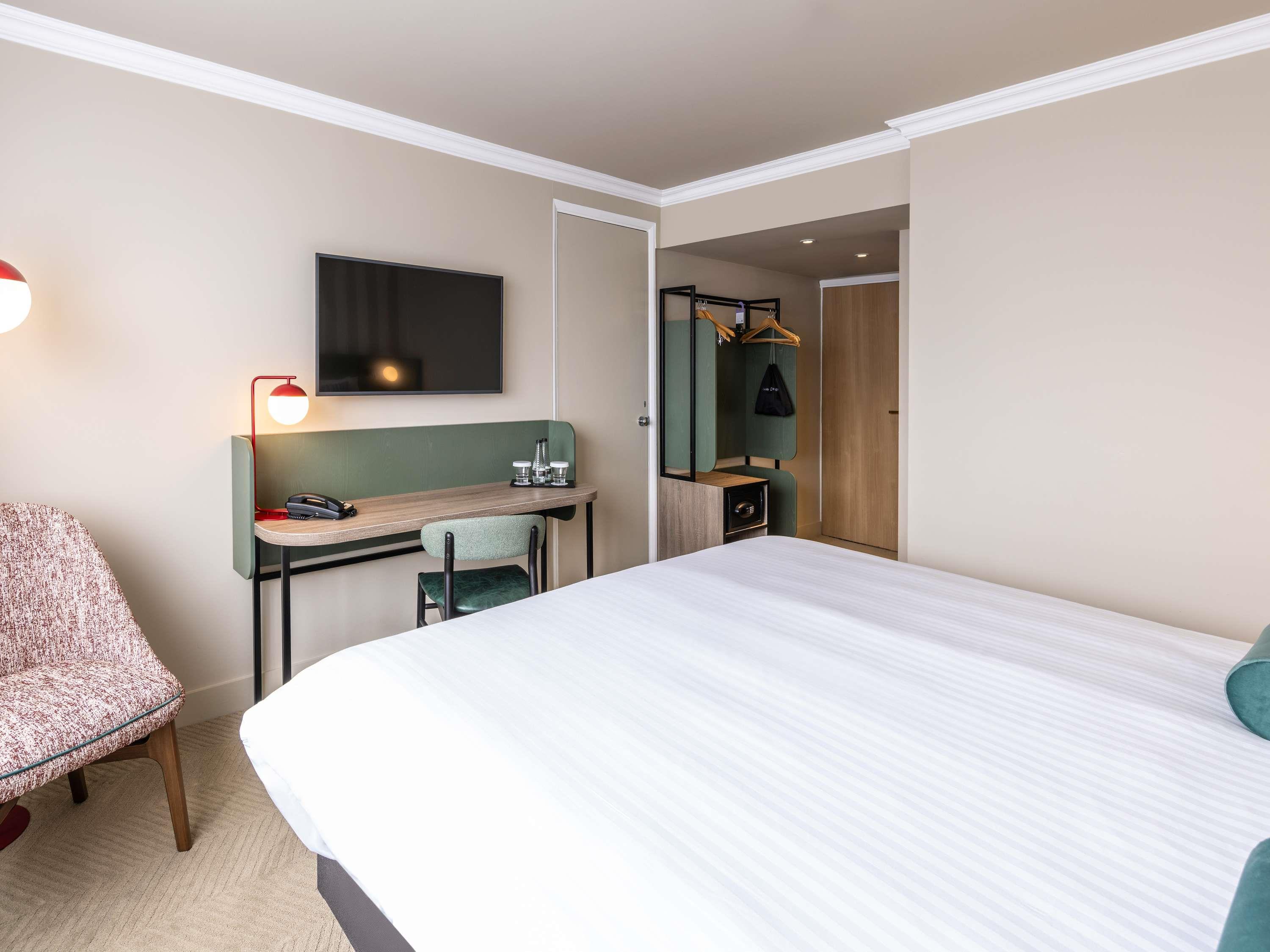 Mercure Northampton Room Type - Classic room with 1 king bed