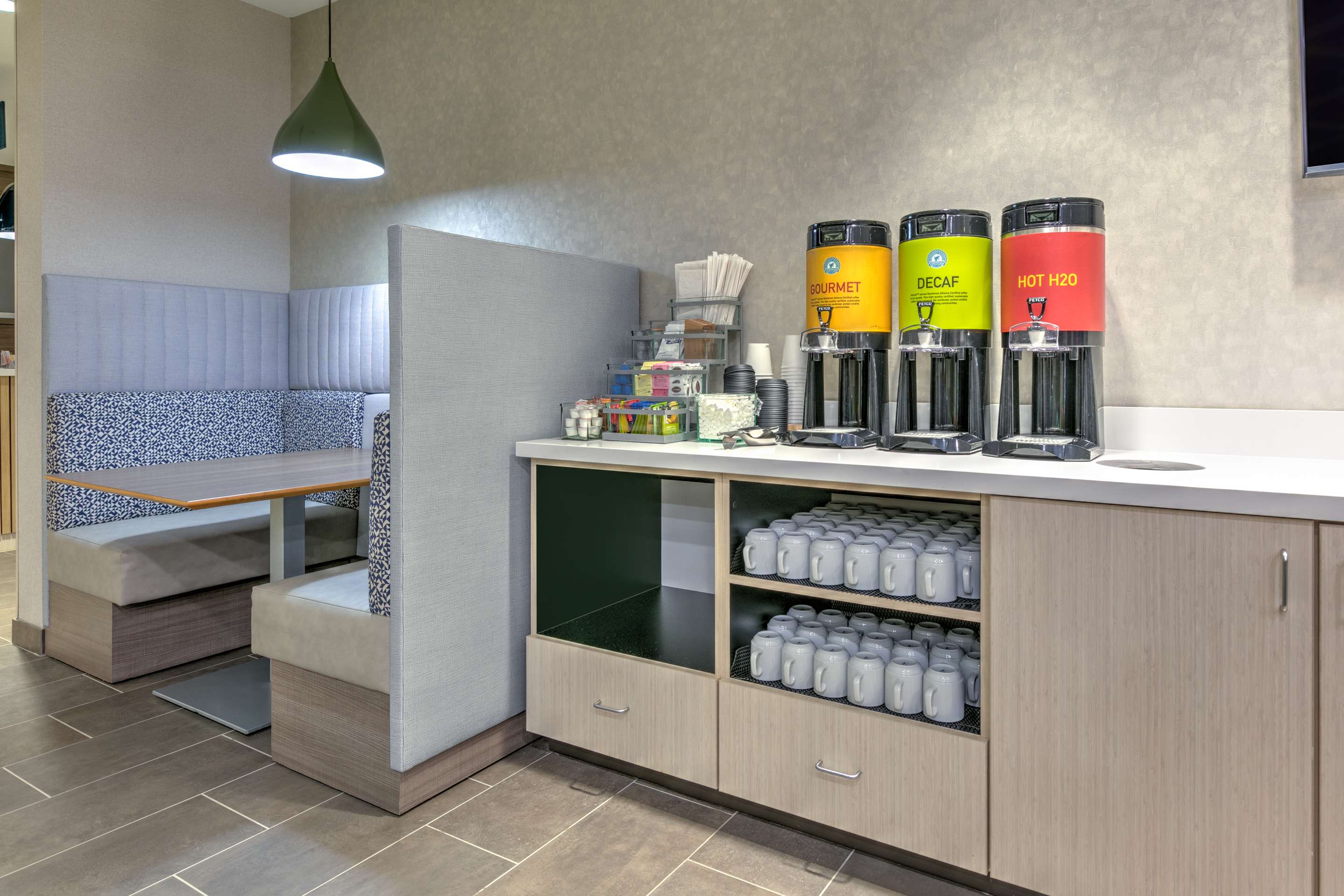Restaurant | Home2 Suites By Hilton Tulsa Airport