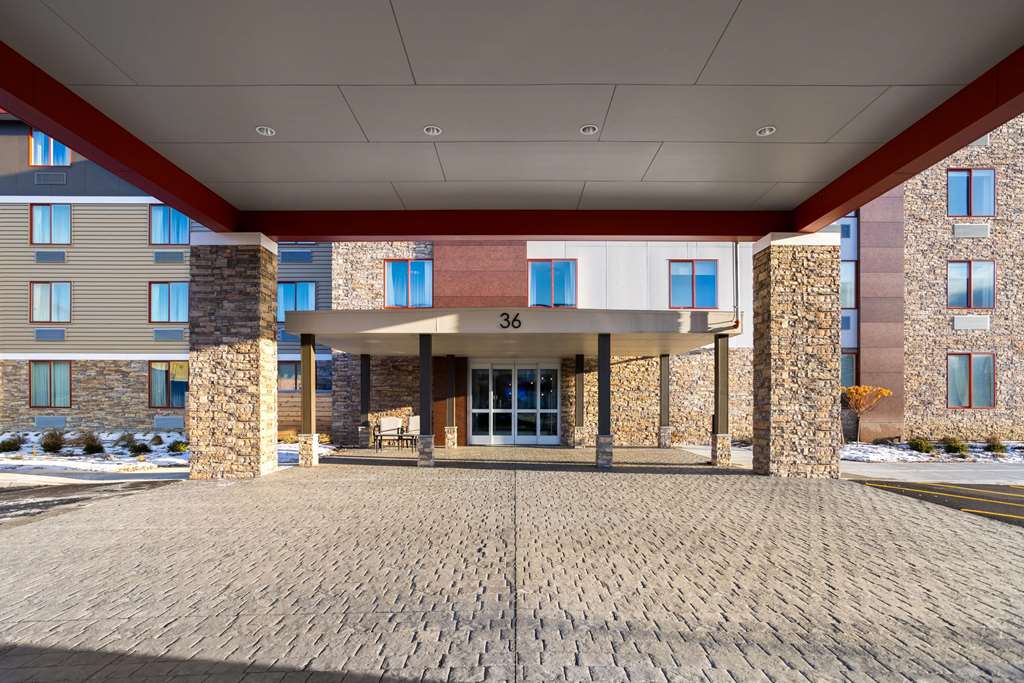 La Quinta Inn & Suites by Wyndham