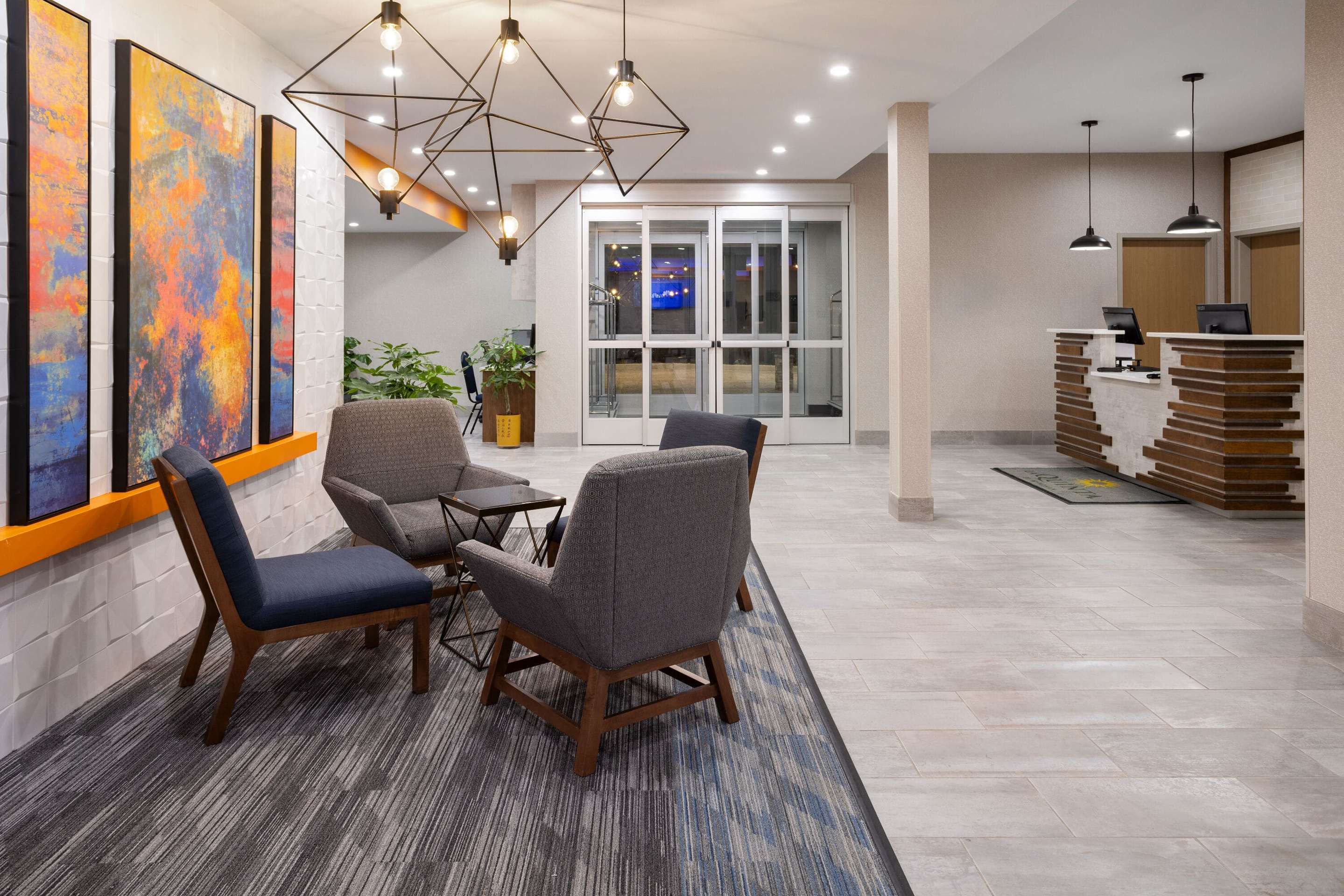 Lobby | La Quinta Inn & Suites By Wyndham Williston/Burlington