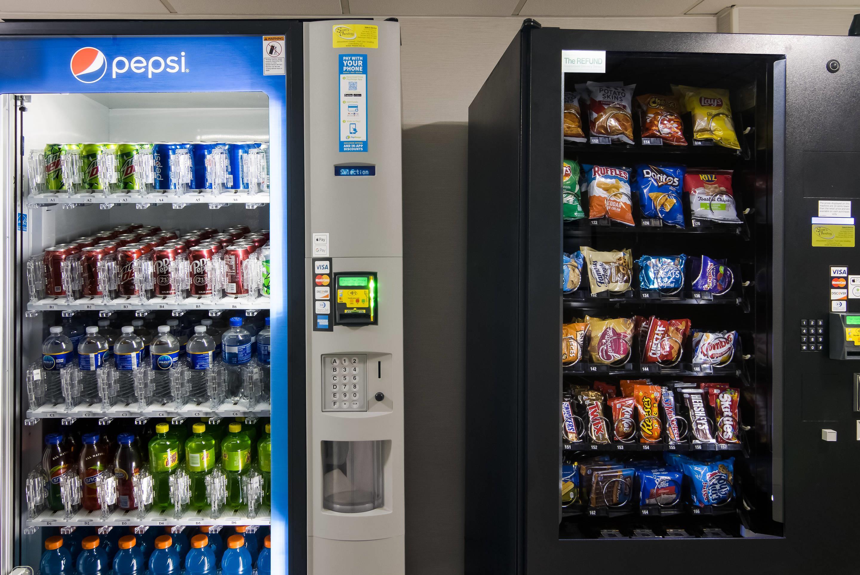 Hotel vending area | The Inn on Maritime Bay, Ascend Hotel Collection