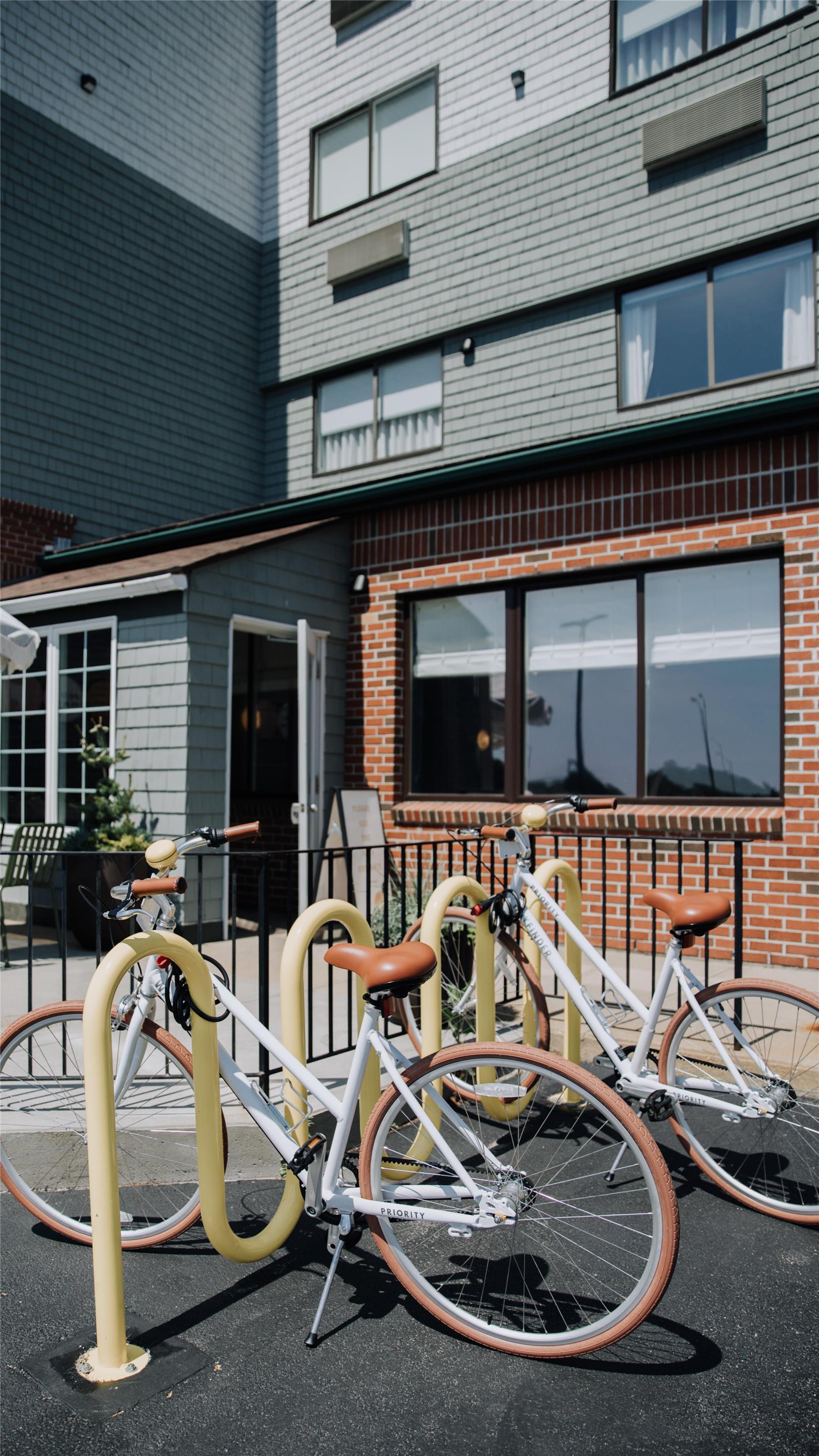 Bike-lovers' spot | Wayfinder Newport