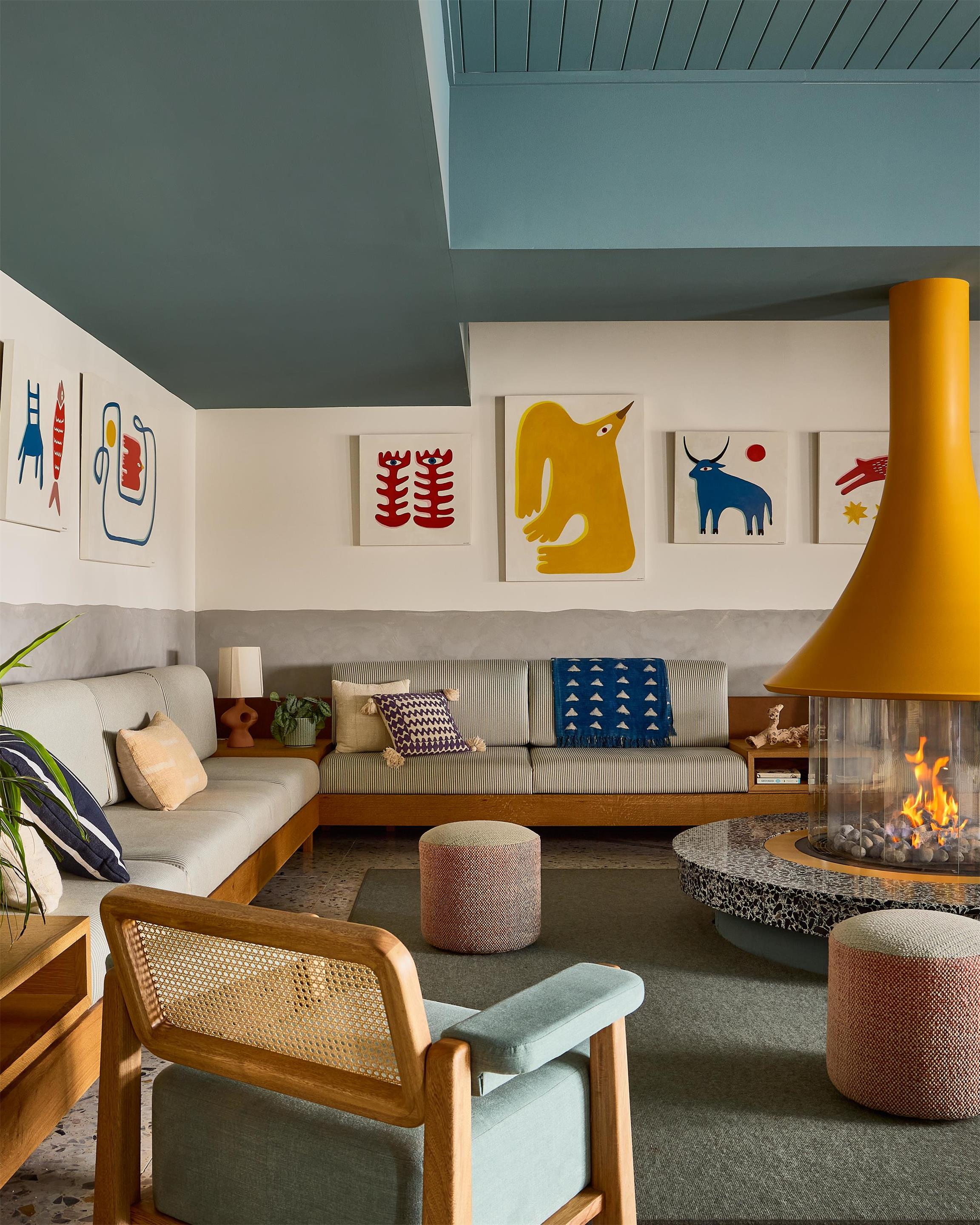 Lobby | Wayfinder Newport